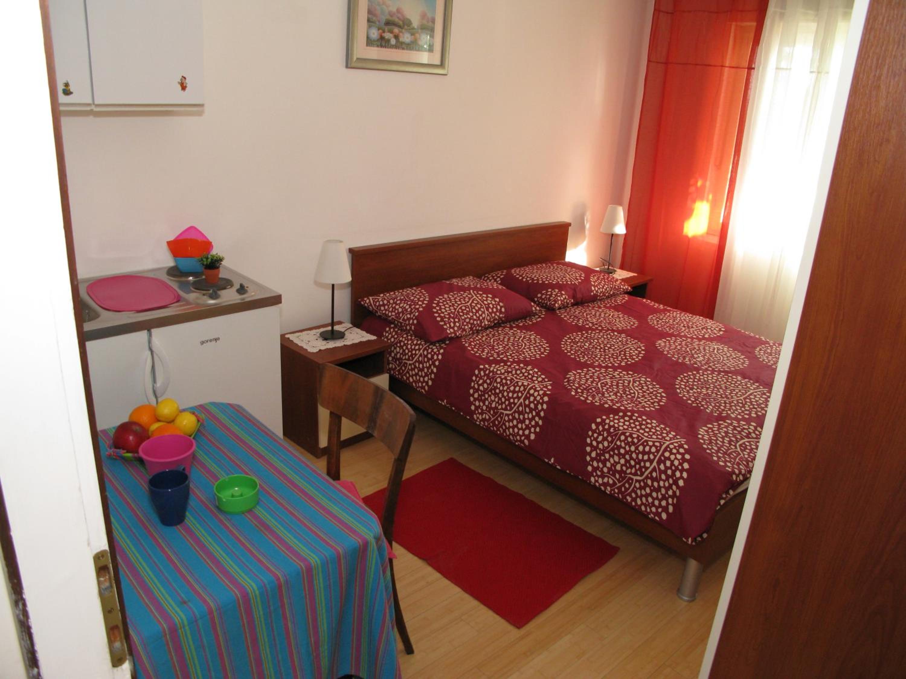 Studio with Sea View and Shared Bathroom