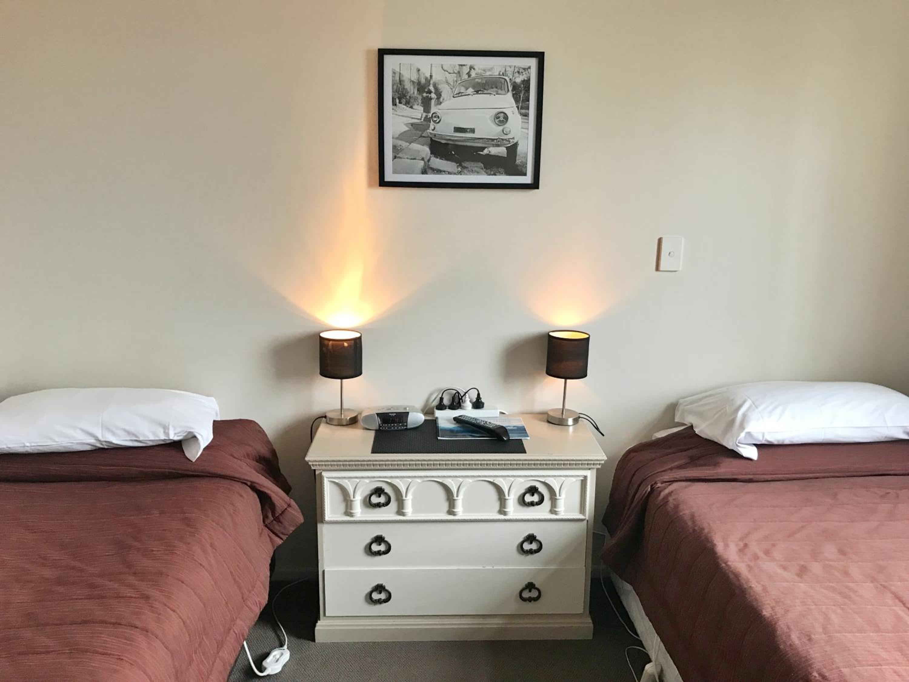 Twin Room With Bathroom photo 1
