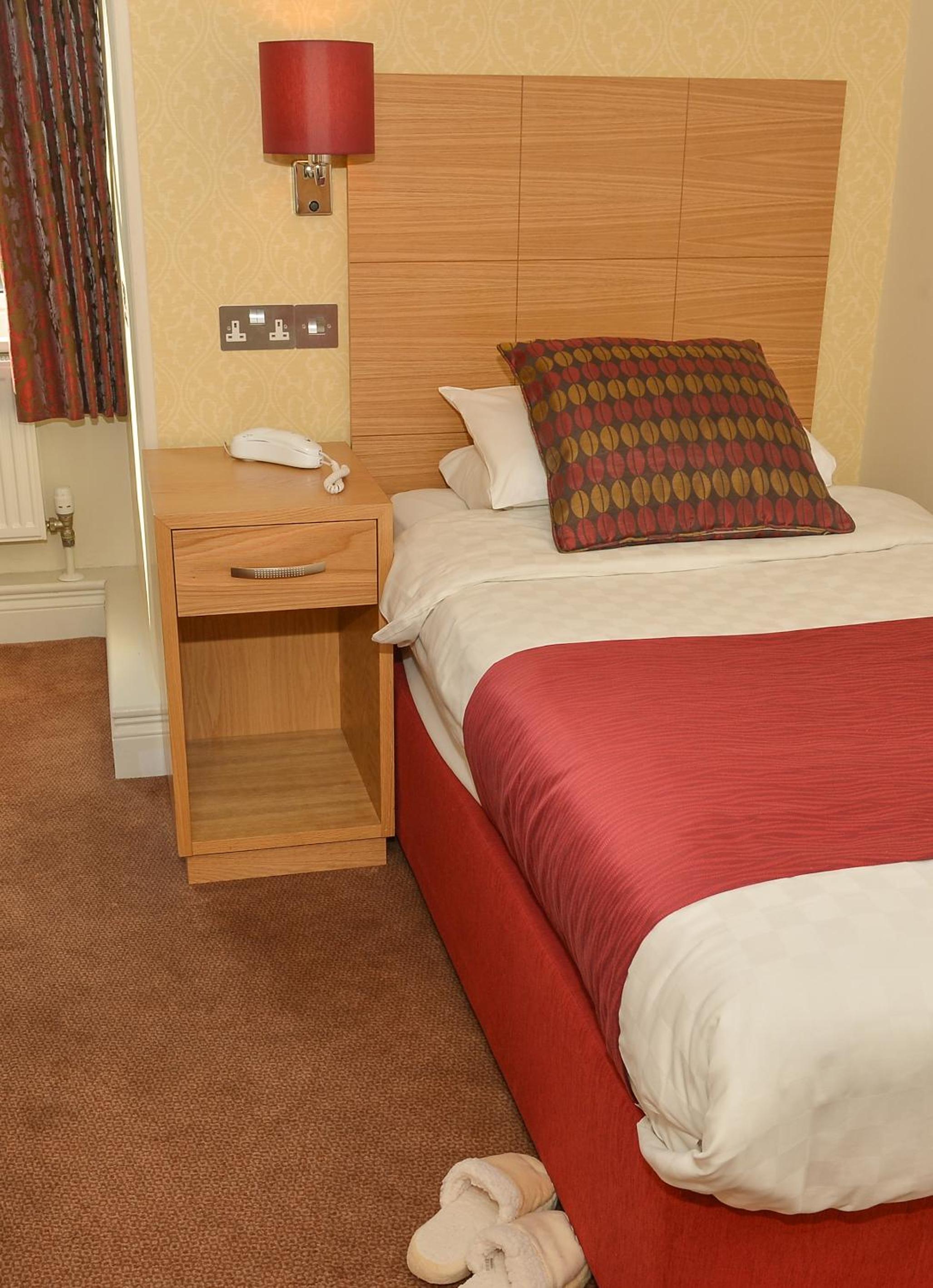Standard Single Room