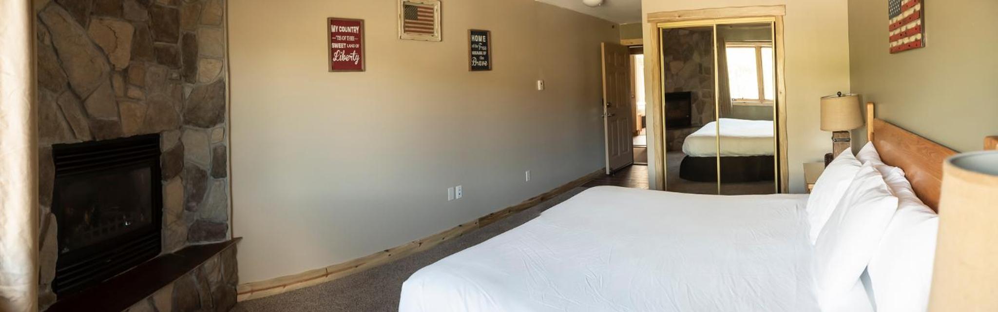 Standard King Room - Photo 1