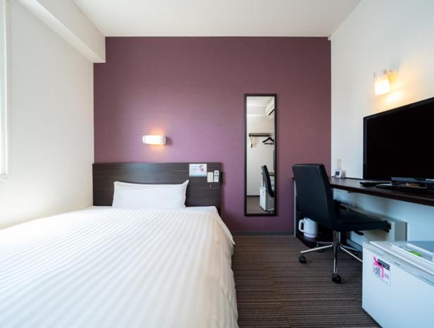 Double Room with Small Double Bed - Non-Smoking