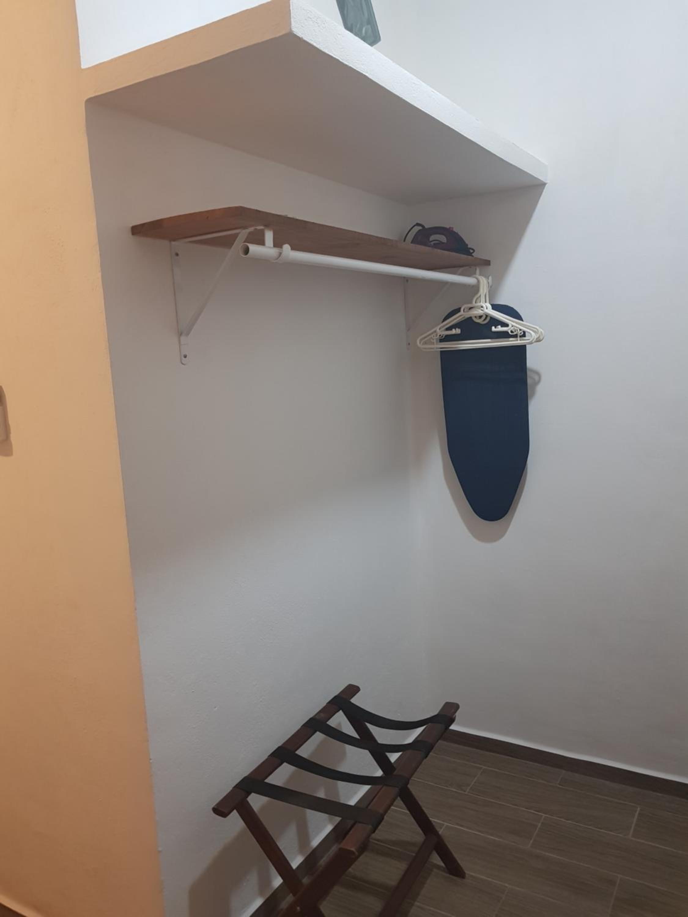 Studio Apartment - Photo 4