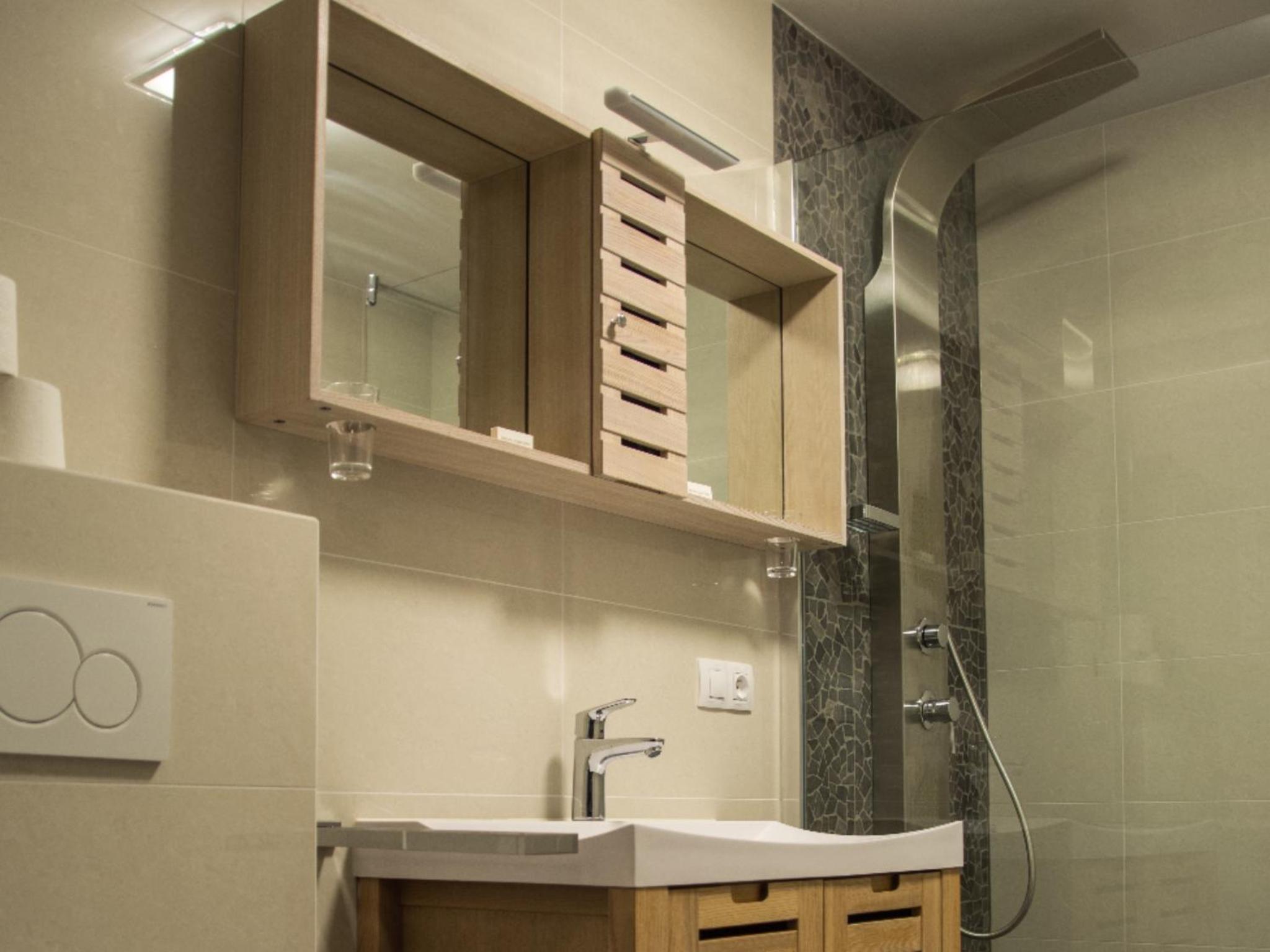 Double Room with Private External Bathroom photo 1