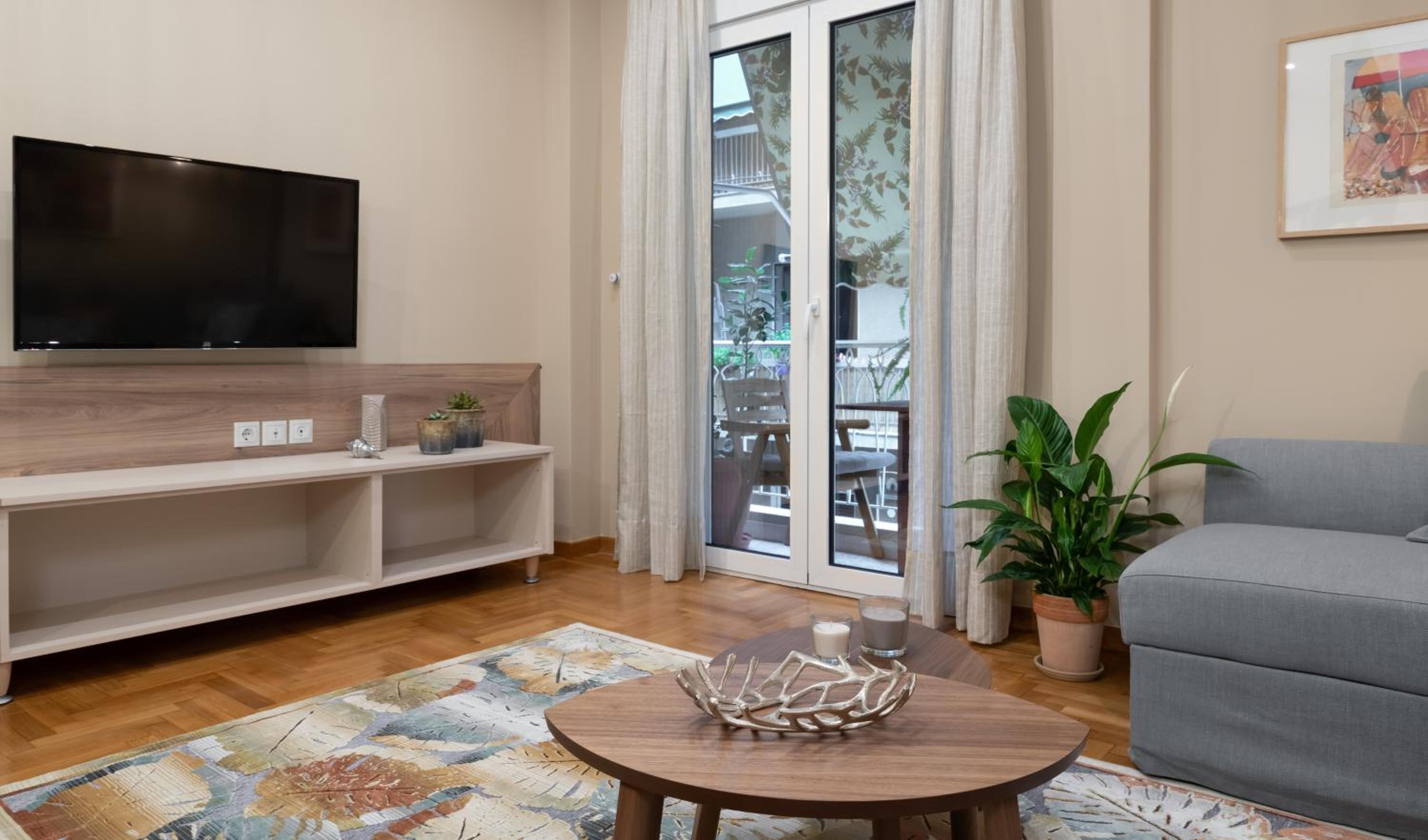 Apartment photo 3