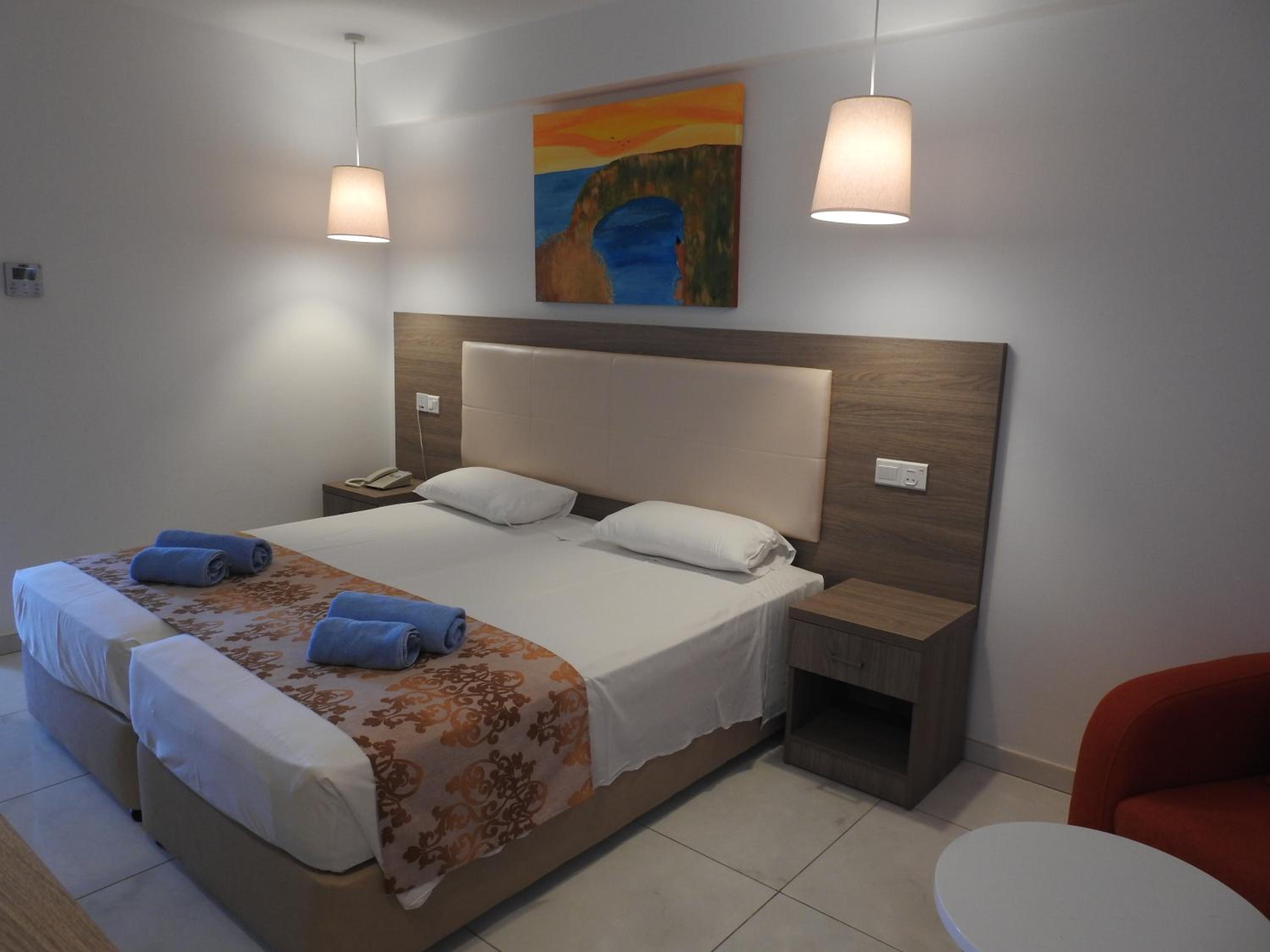 Standard Room with Inland View - Photo 1