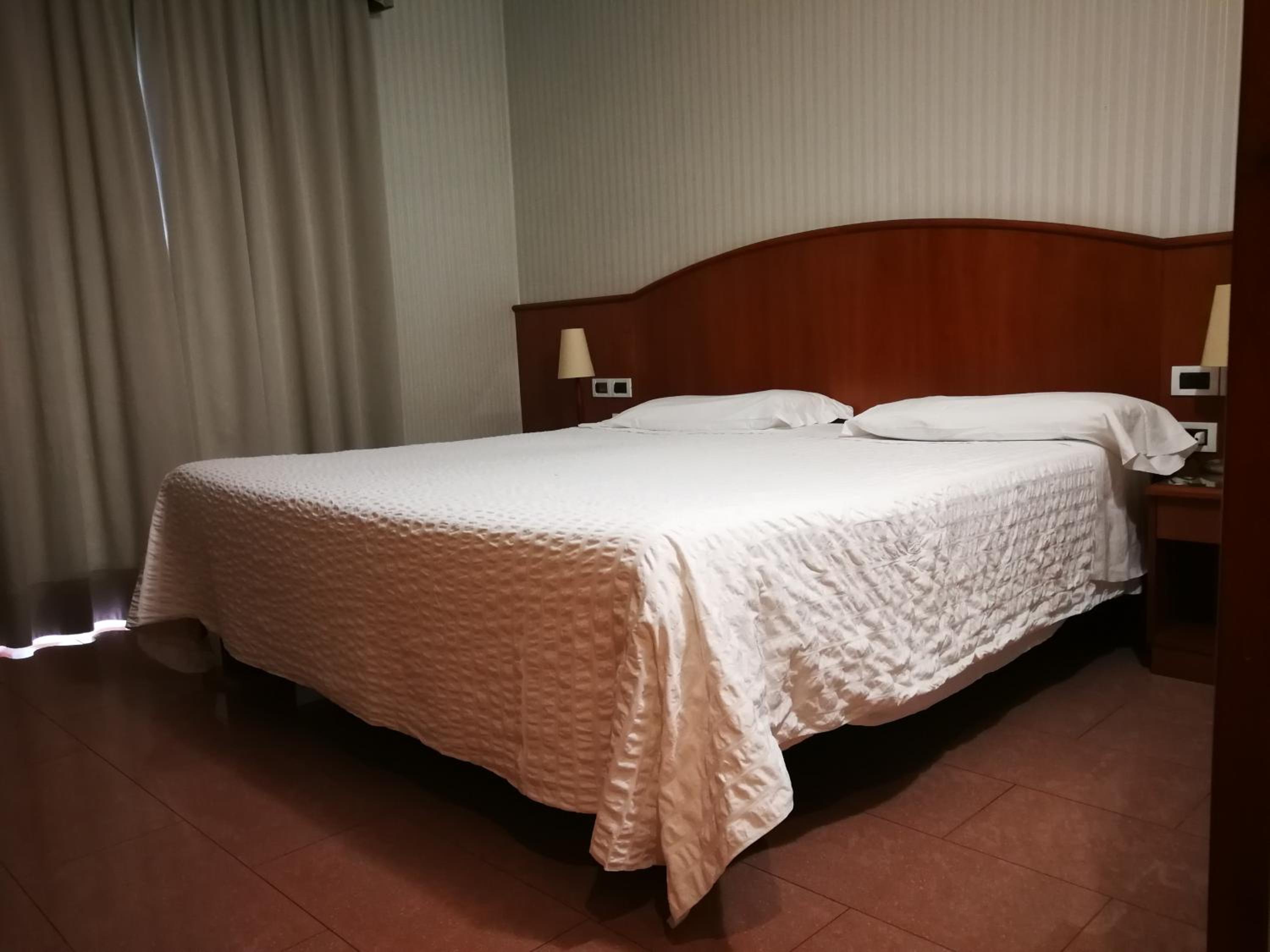 Double or Twin Room photo 1
