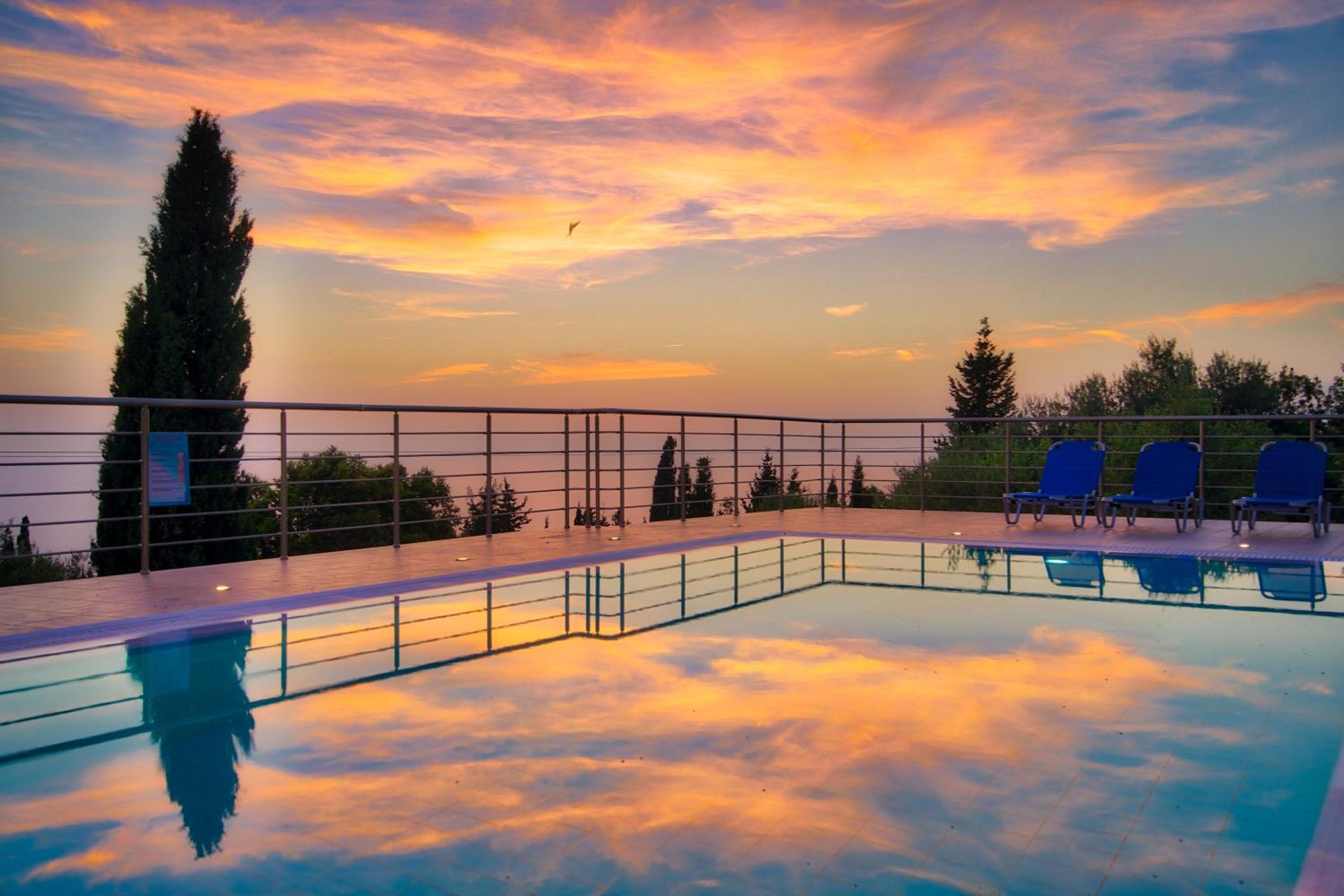 One-Bedroom Apartment with Sea View photo 3