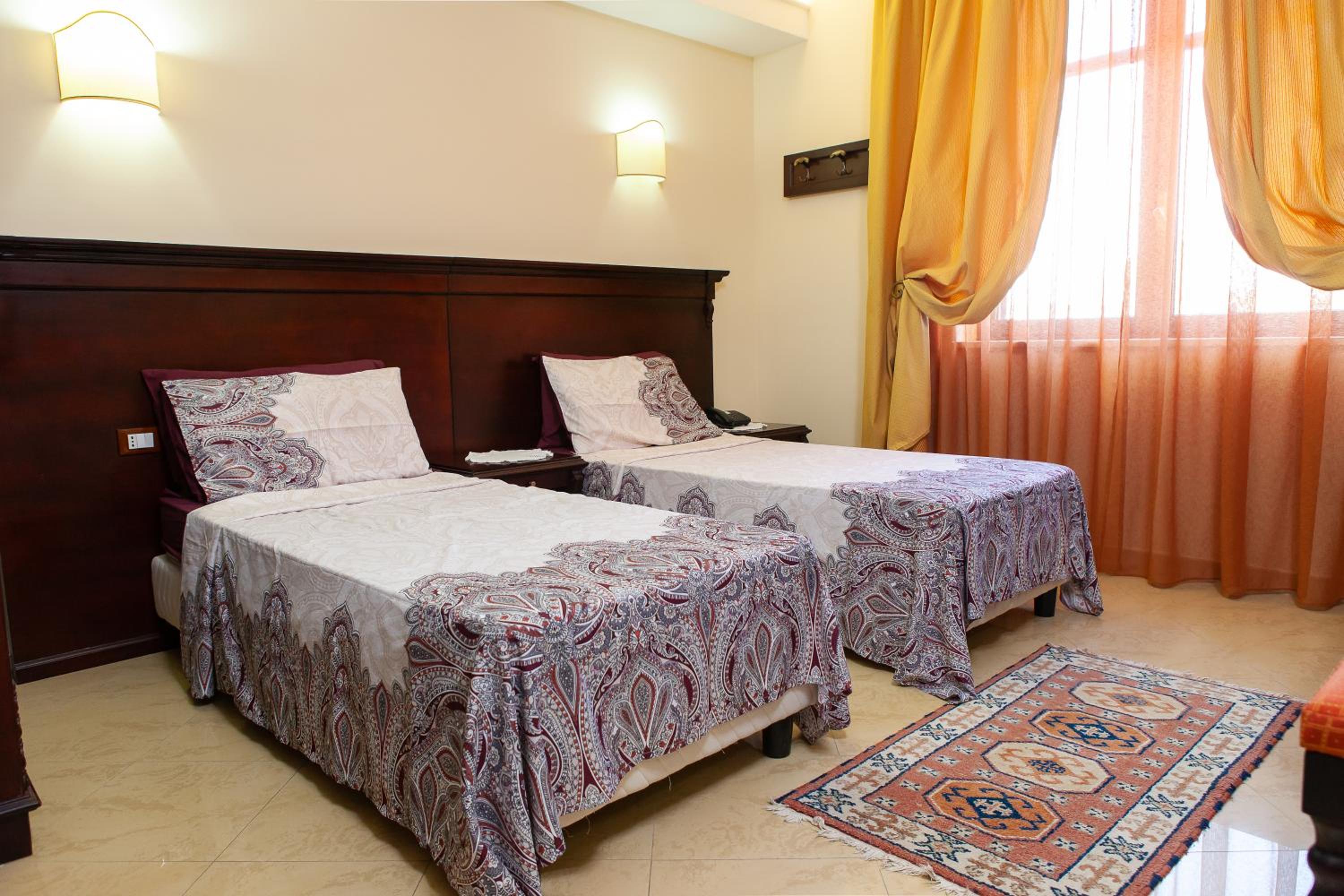Double or Twin Room photo 2
