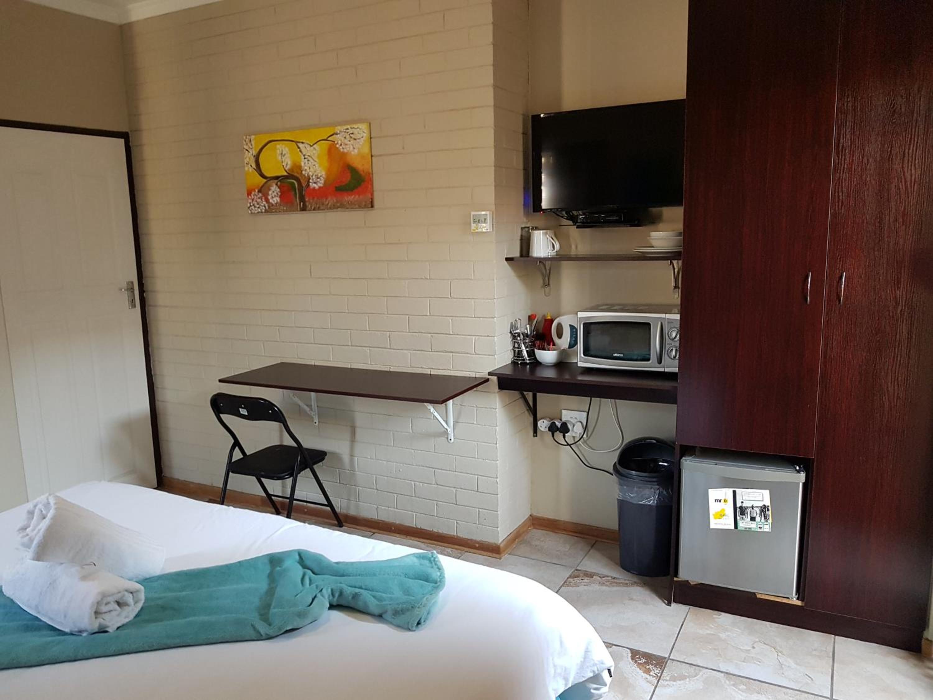 Double or Twin Room photo 1