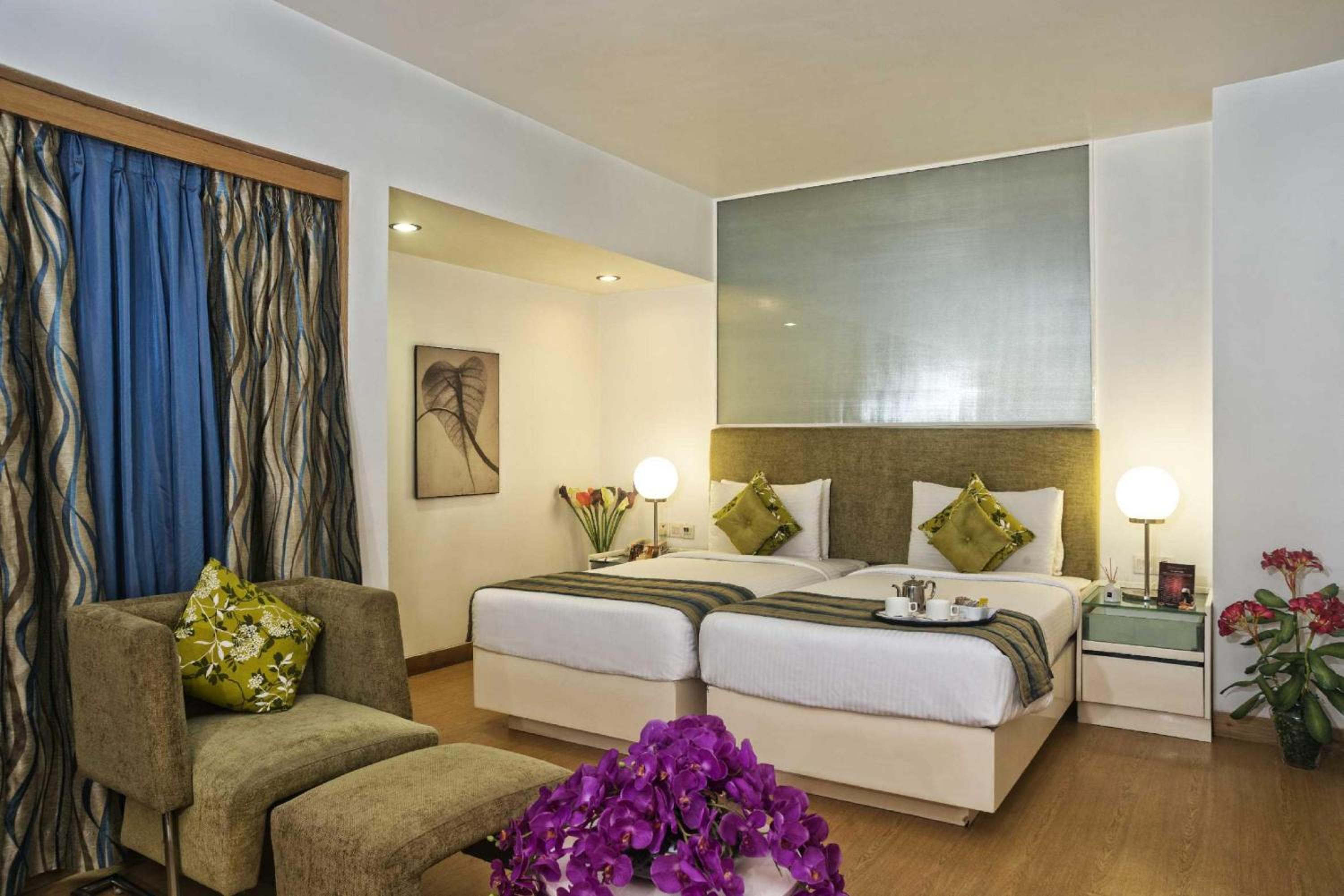 Designer Room - Photo 6