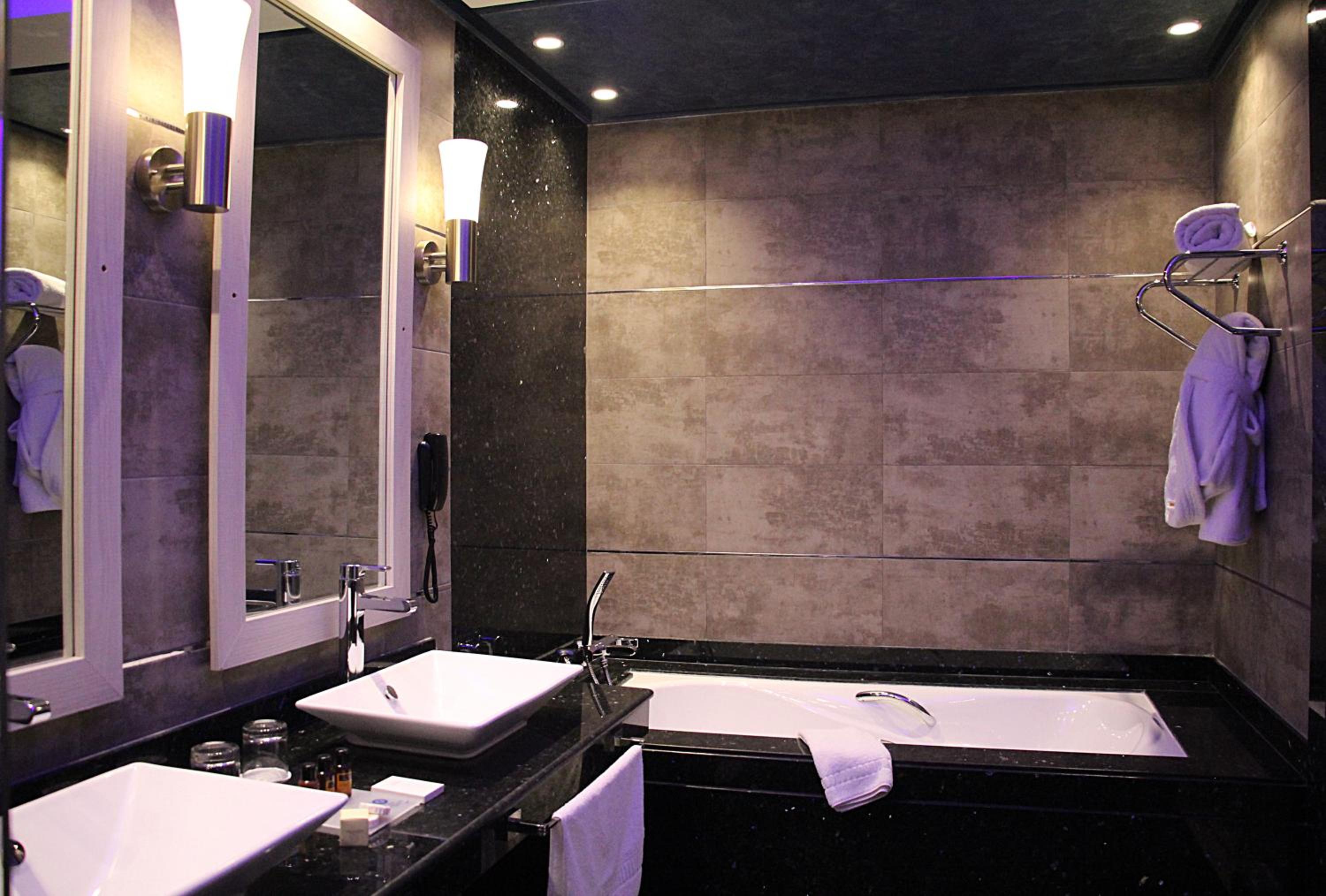 Presidential Suite photo 1