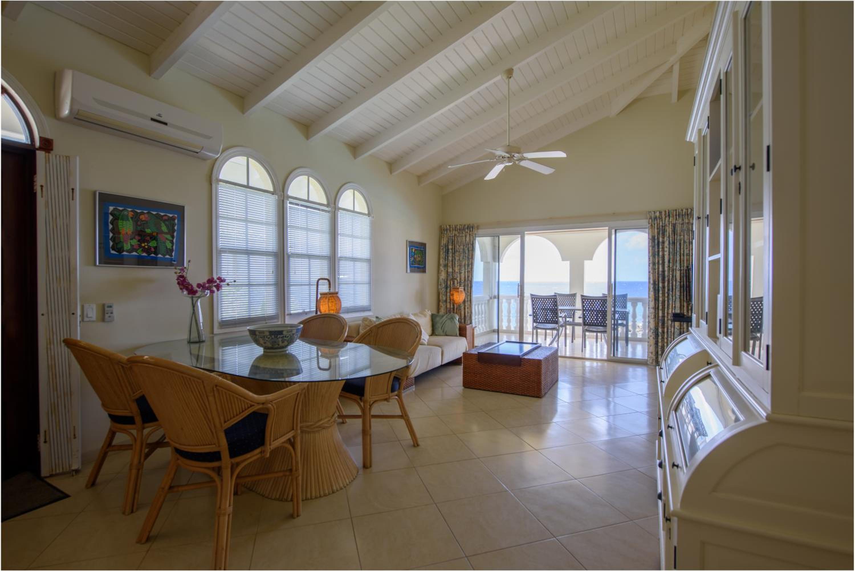 Apartment With Sea View