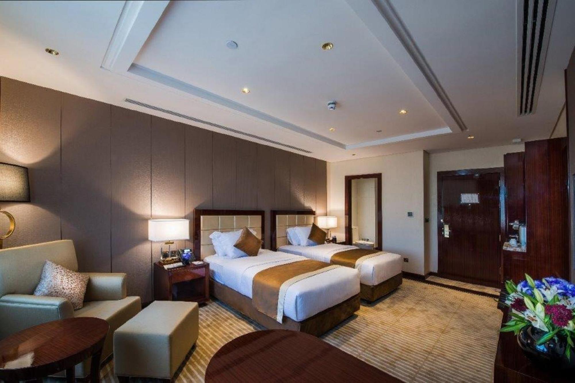 Superior Twin Room - Photo 1