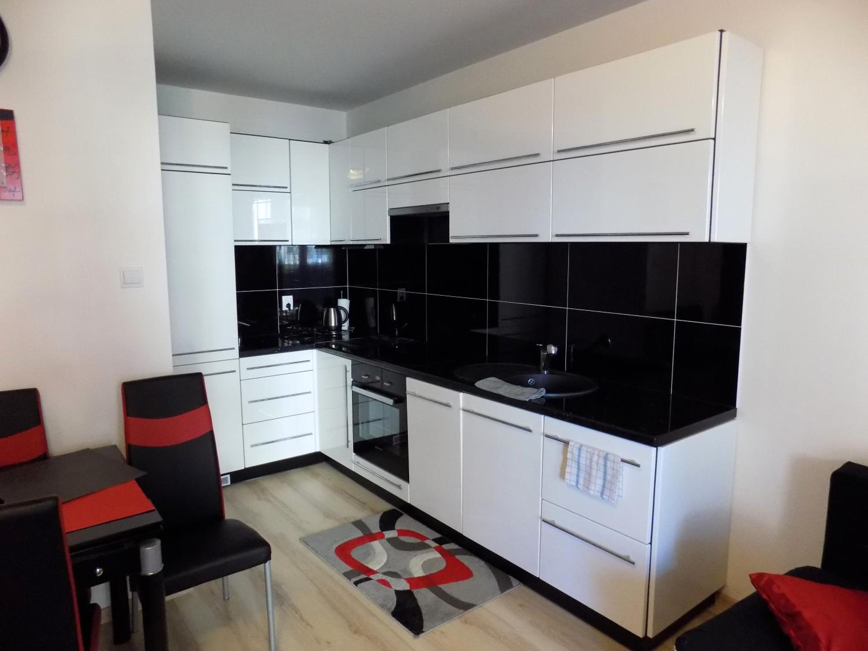 Studio Apartment photo 1