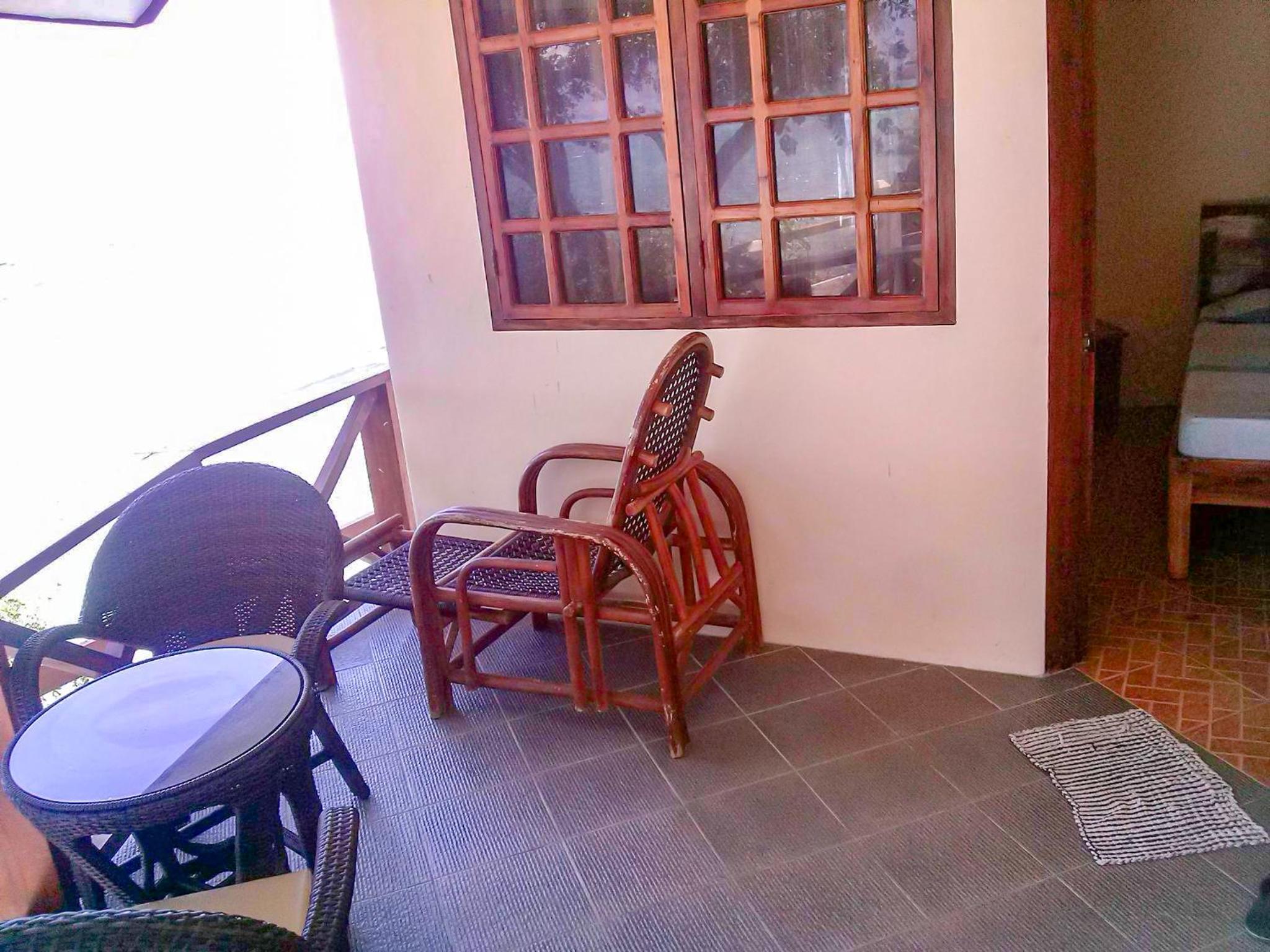 Bungalow - Water Front  - Photo 7