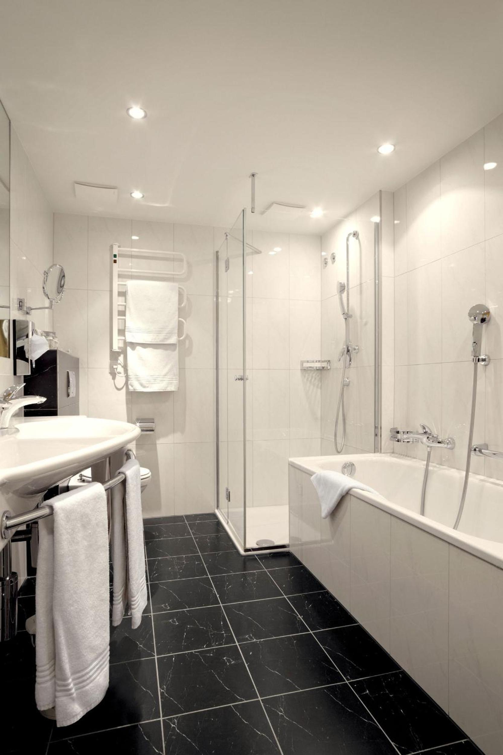 Superior Double or Twin Room - Photo 2