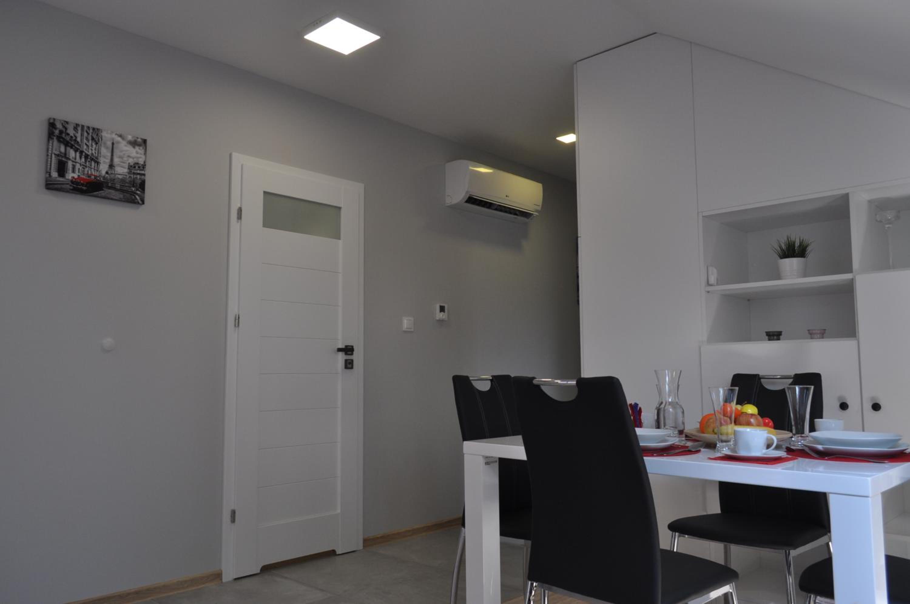 Apartment - Photo 21