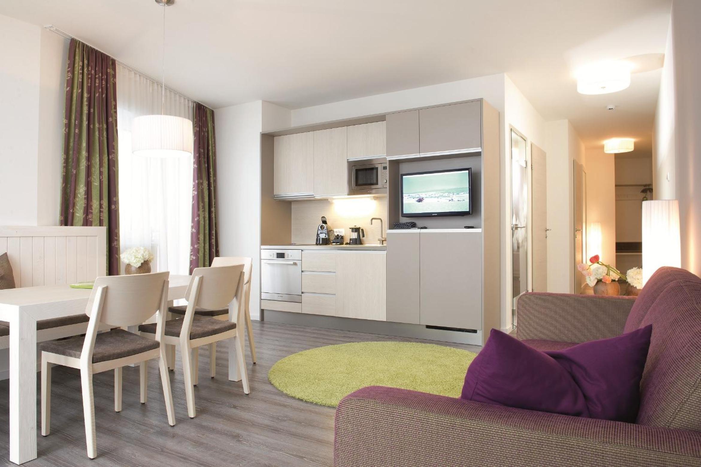 One-Bedroom Deluxe Suite