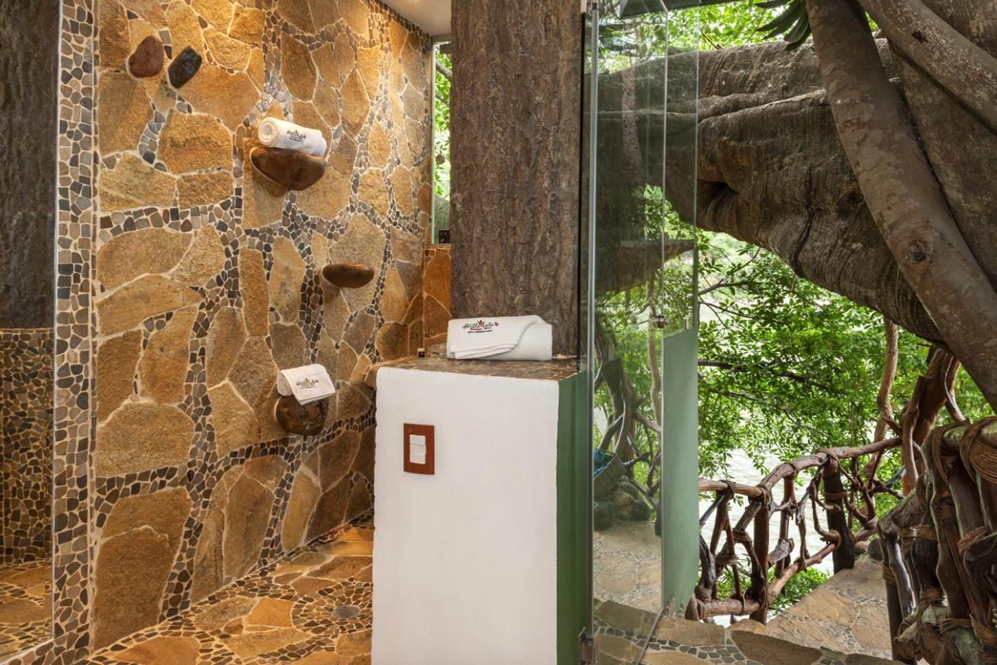Jungle Love Nest - Photo 2