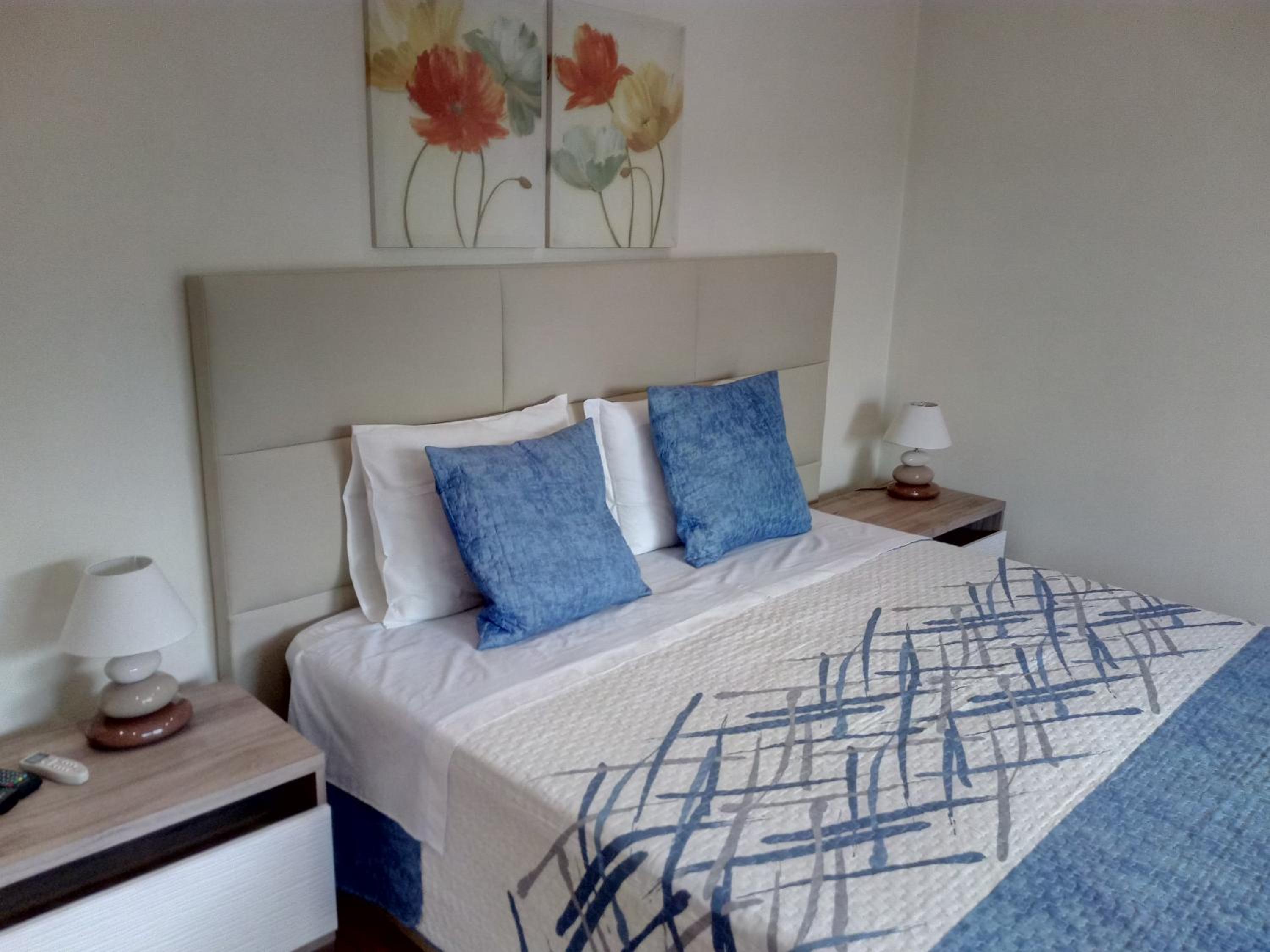 Double Room - Photo 5