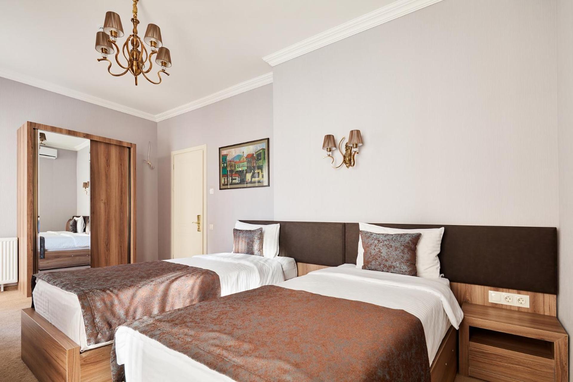 Budget Twin Room photo 3