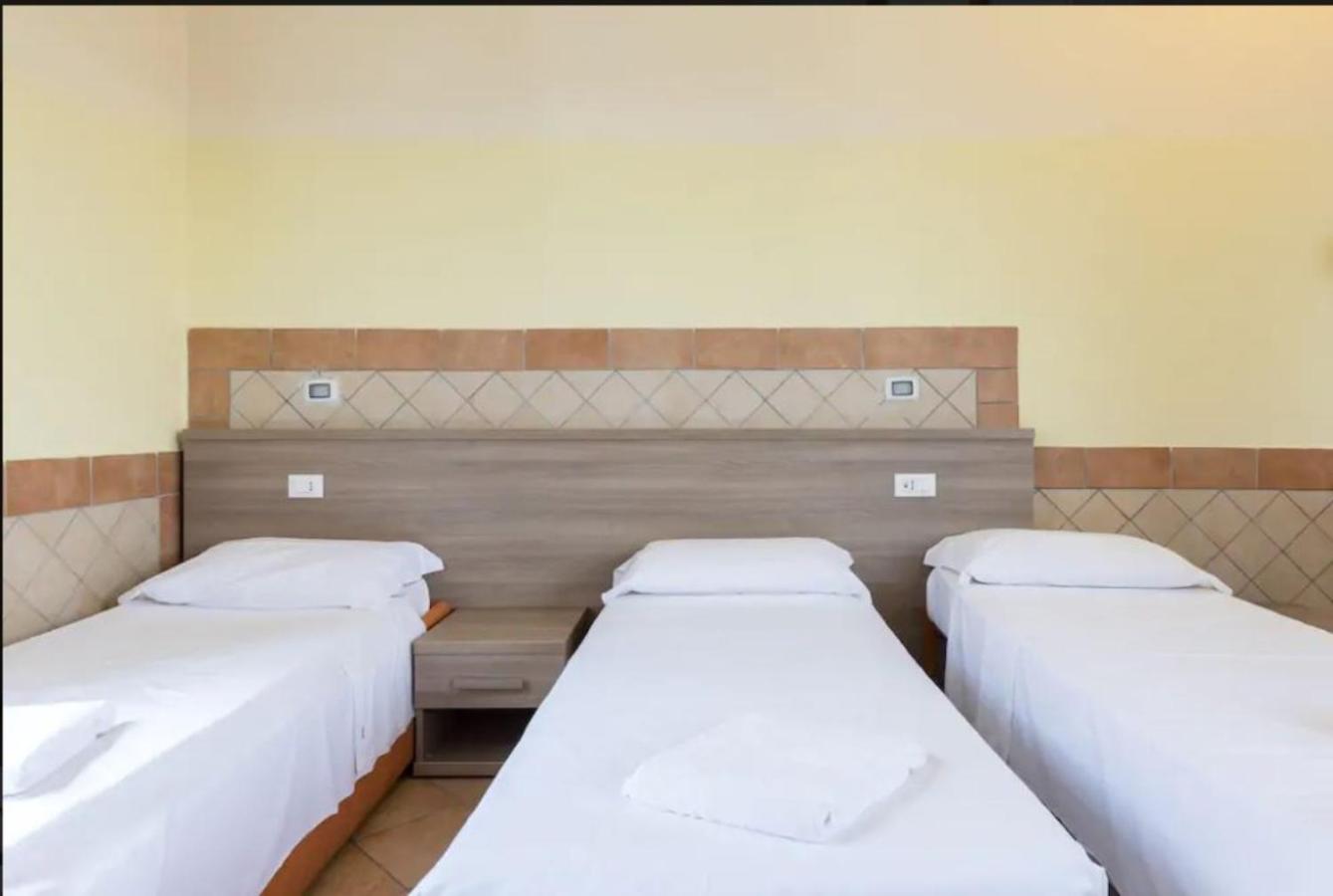 Triple Room with Private Bathroom photo 2