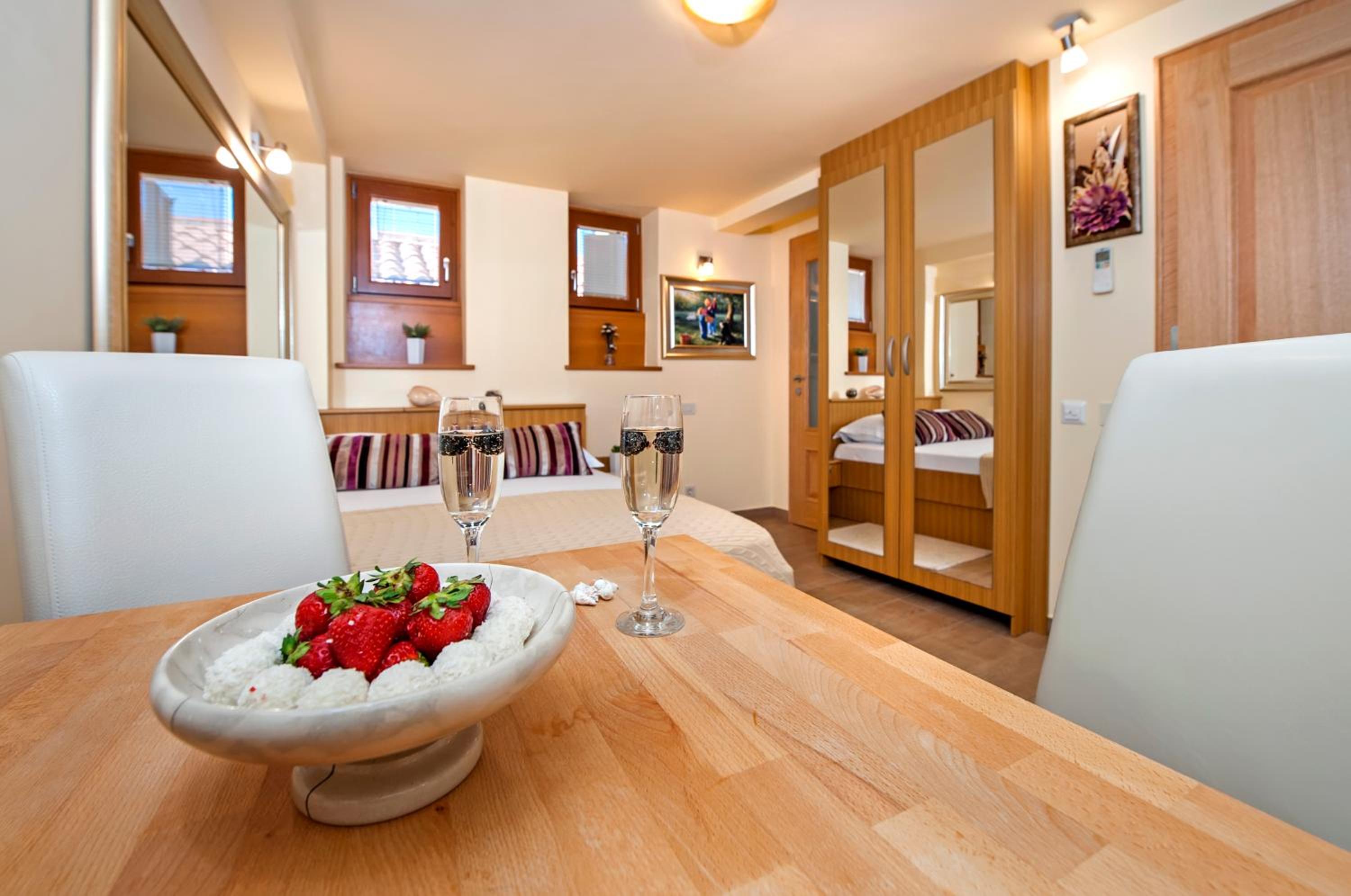 Double Room - Second Floor - Photo 4