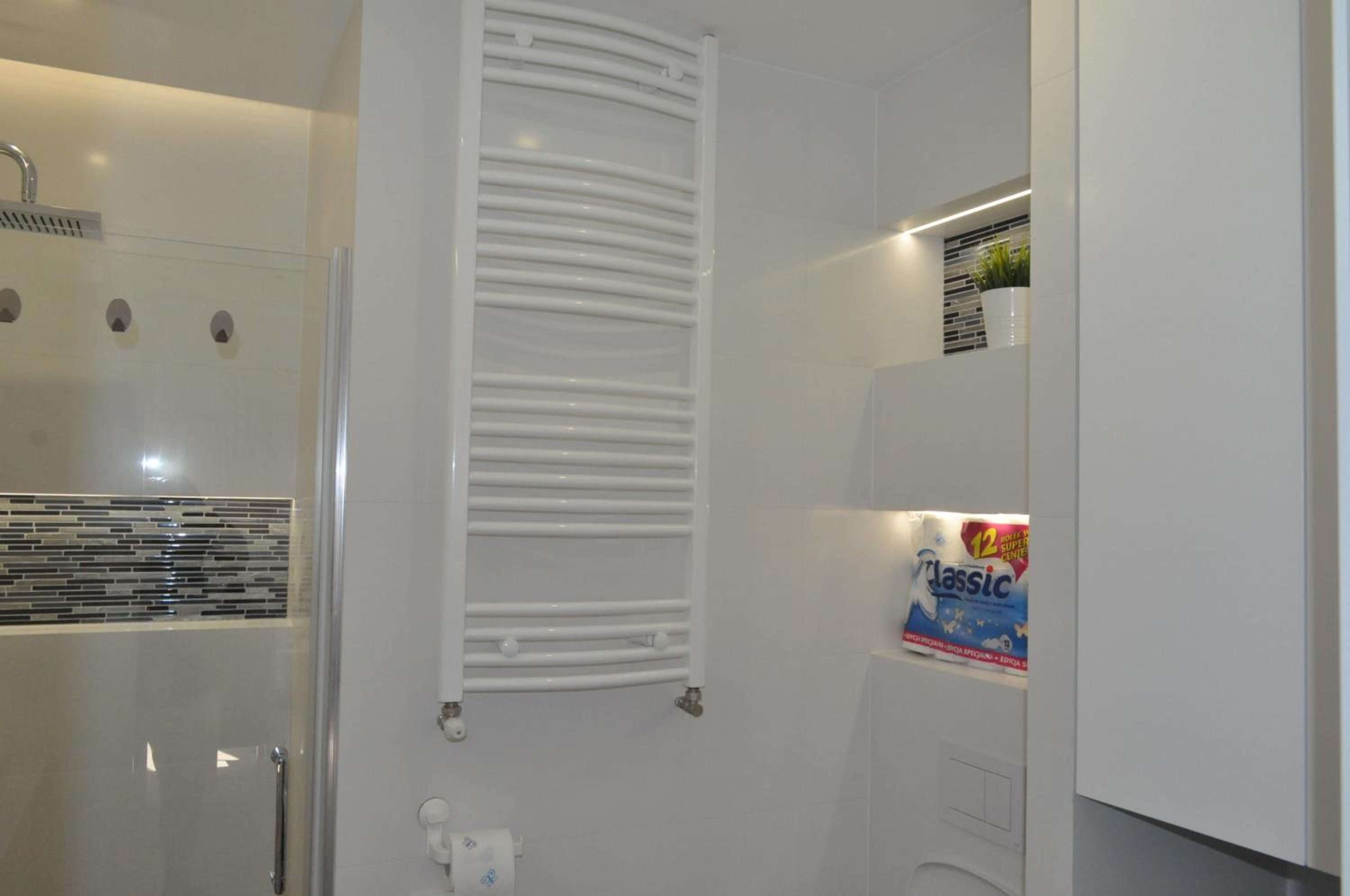 Apartment - Photo 16