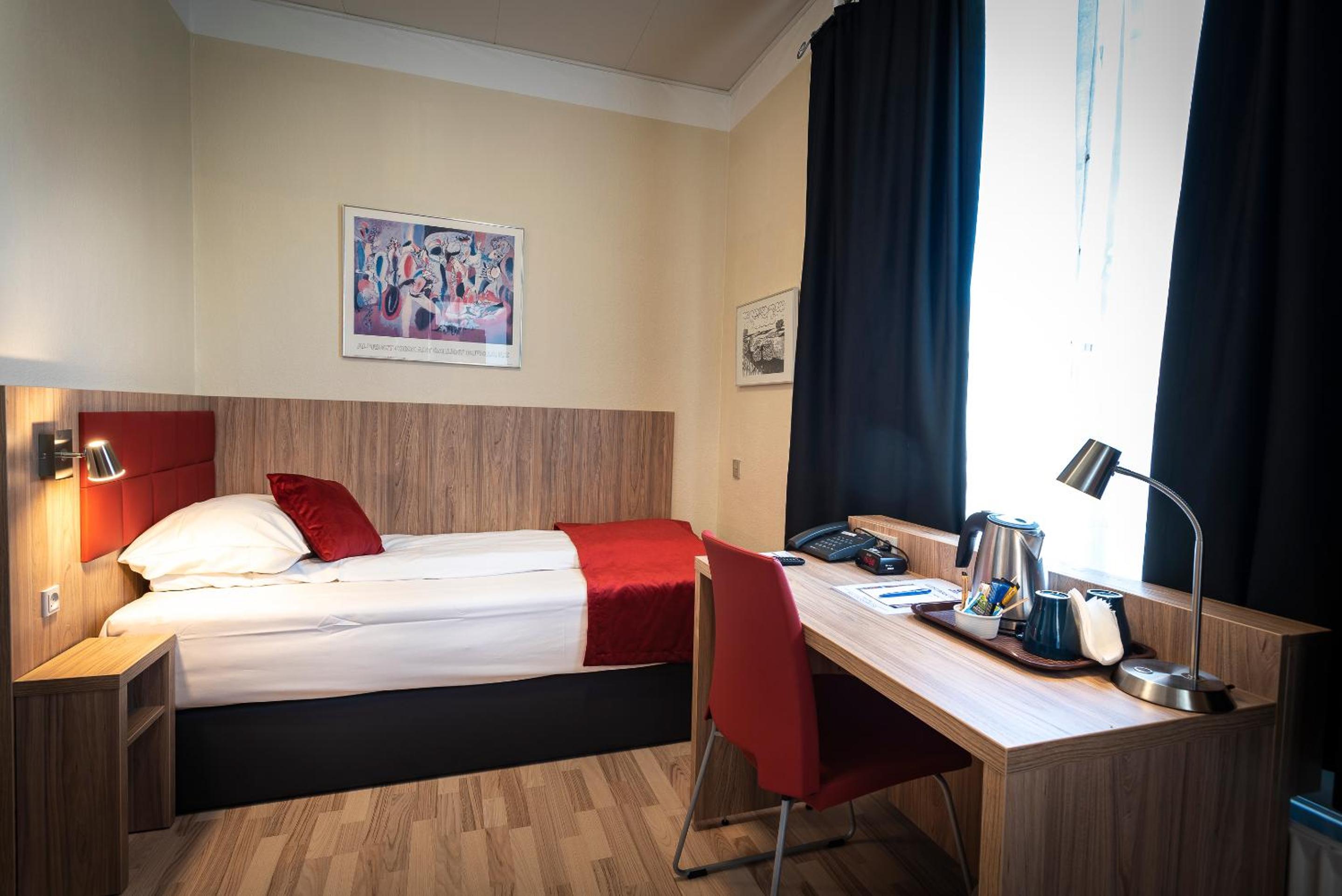 Standard Single Room photo 2