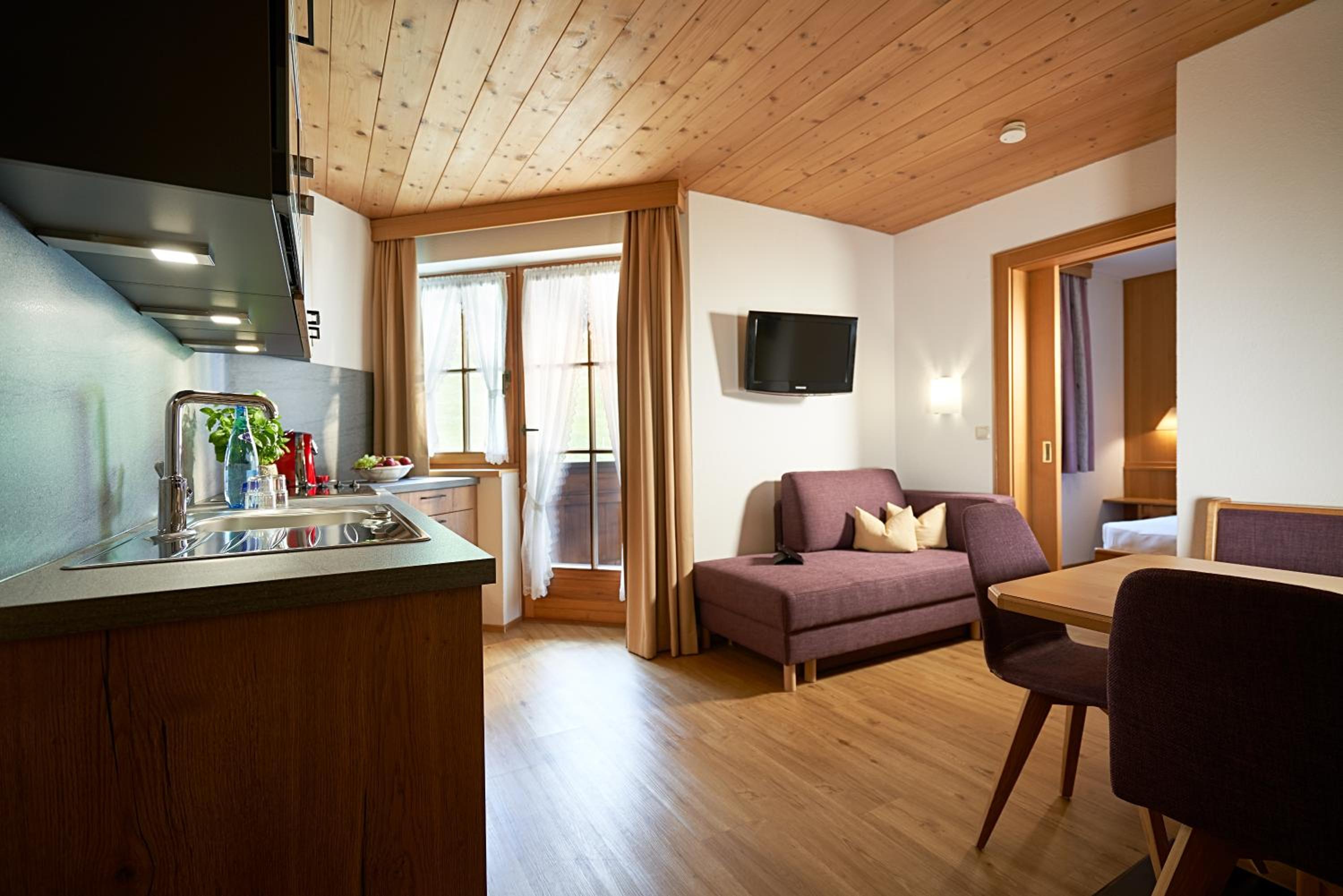 One-Bedroom Apartment