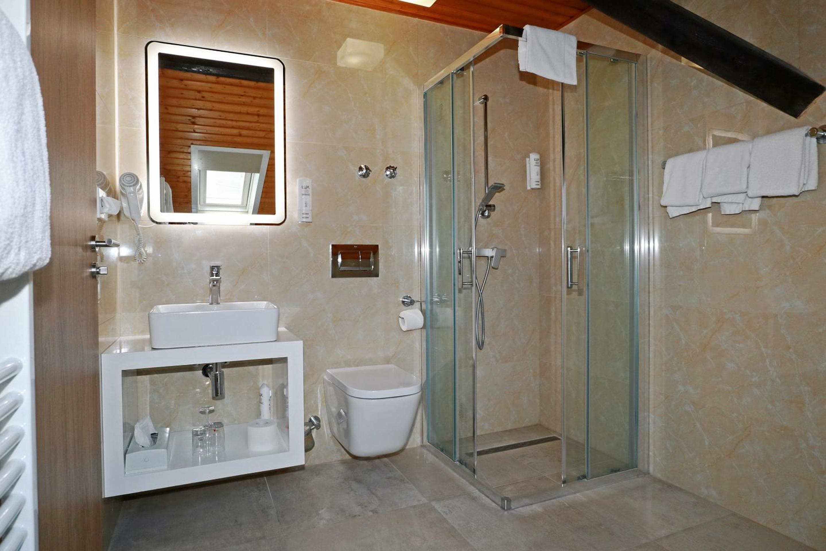 Junior Suite - Photo 4
