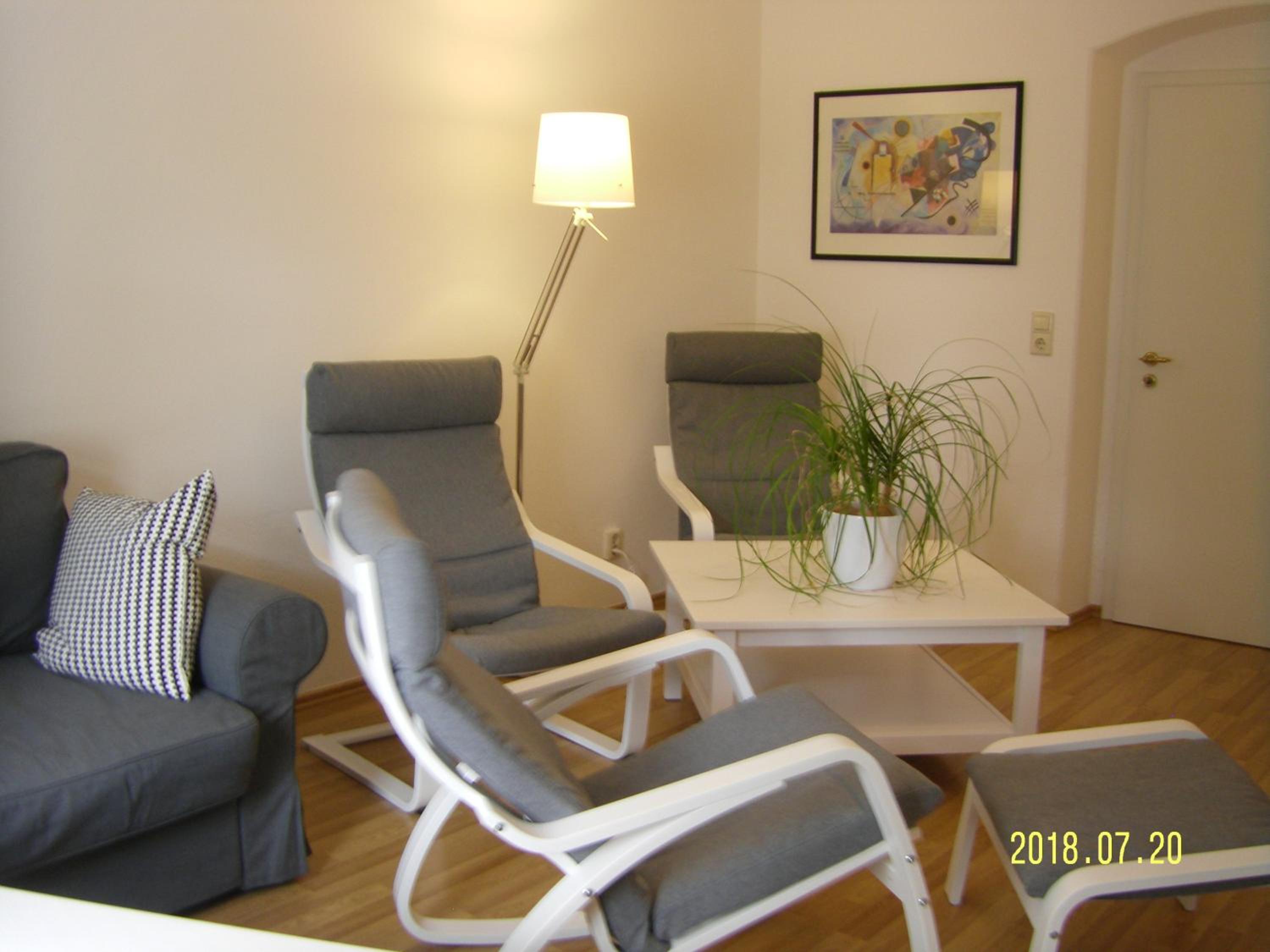 One-Bedroom Apartment photo 2