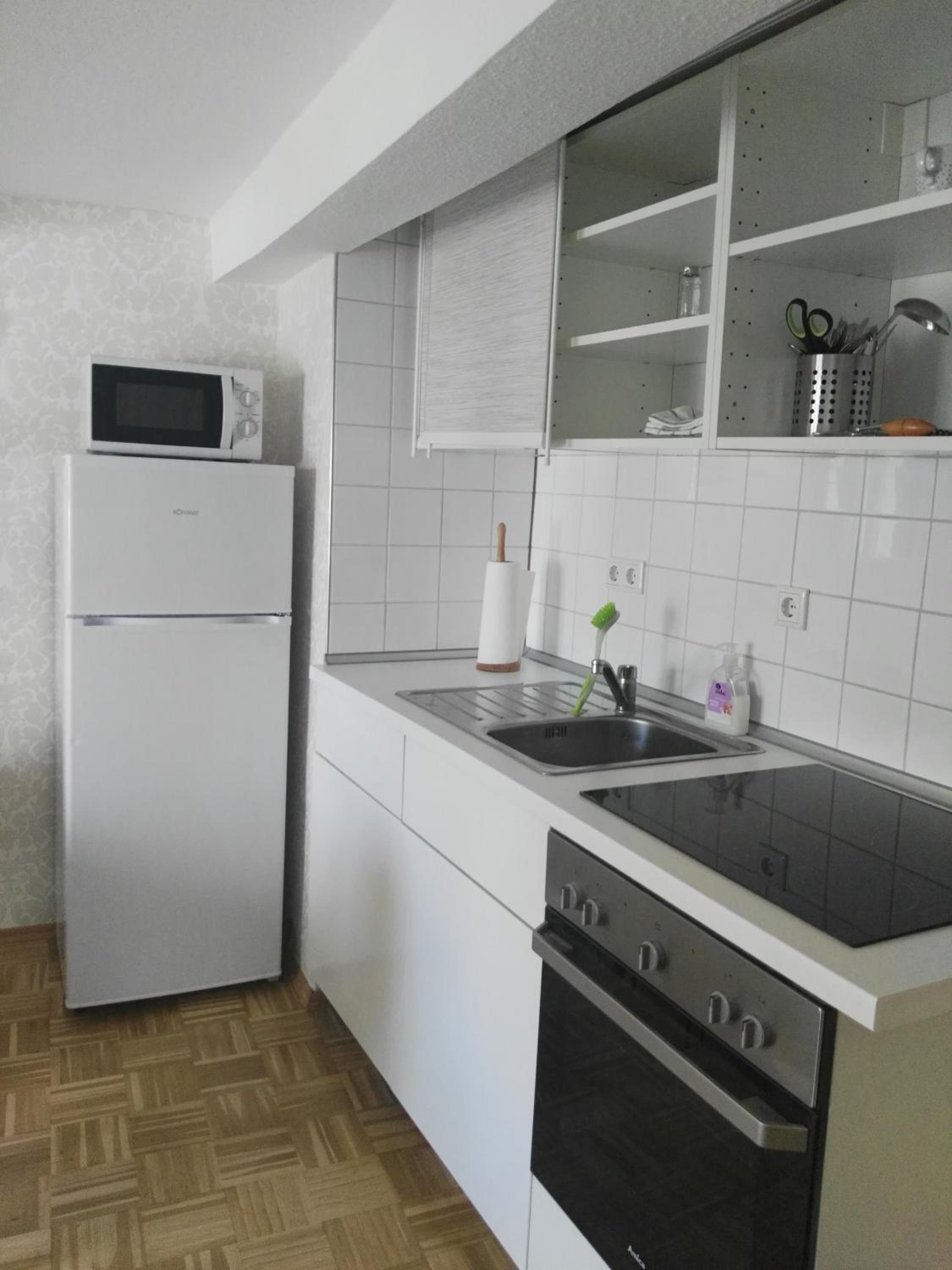 Apartment - Photo 4