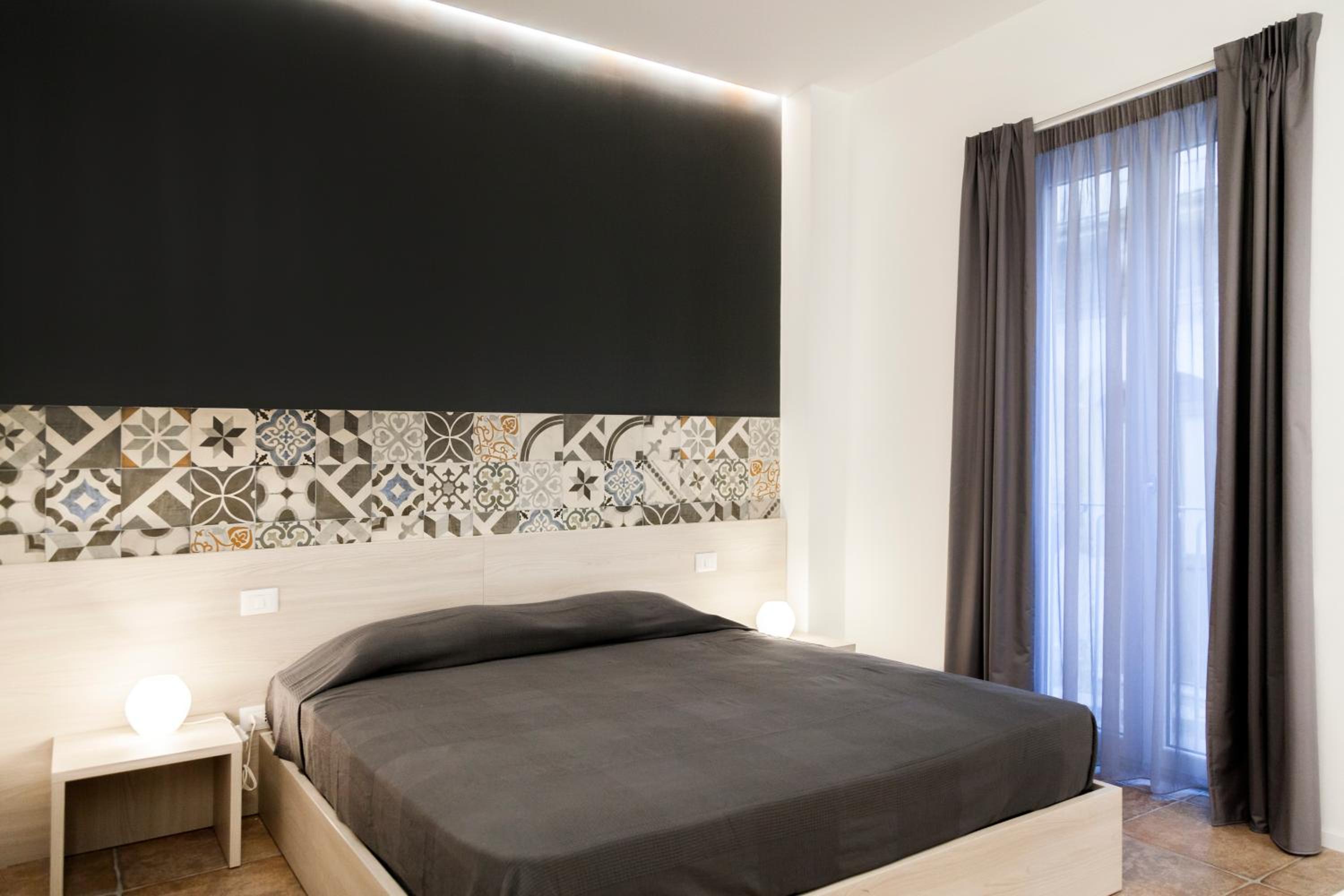 Deluxe Double Room with Shower