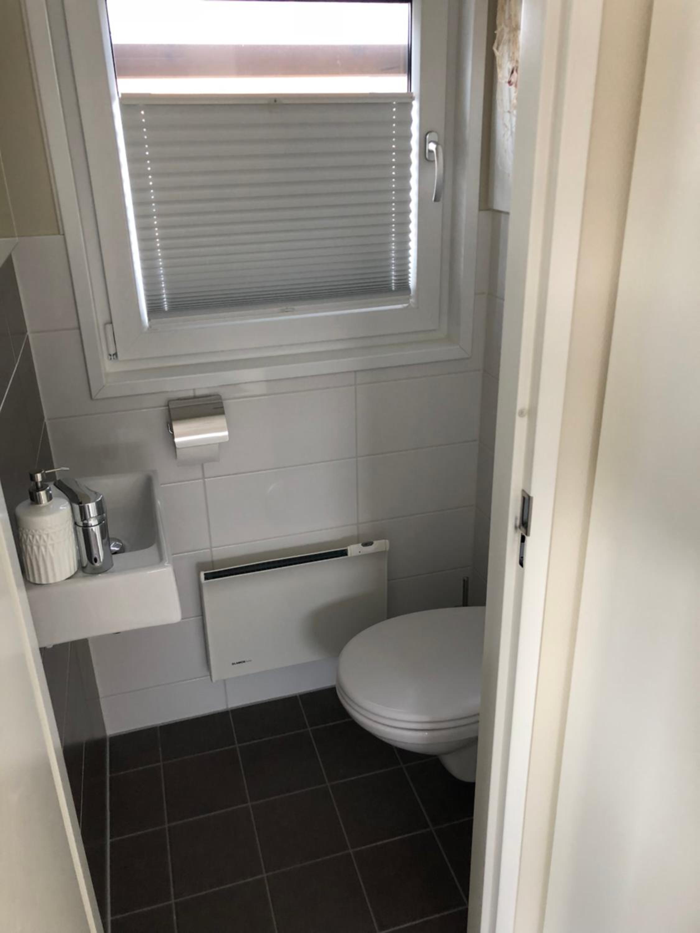 Two-Bedroom House - Photo 15
