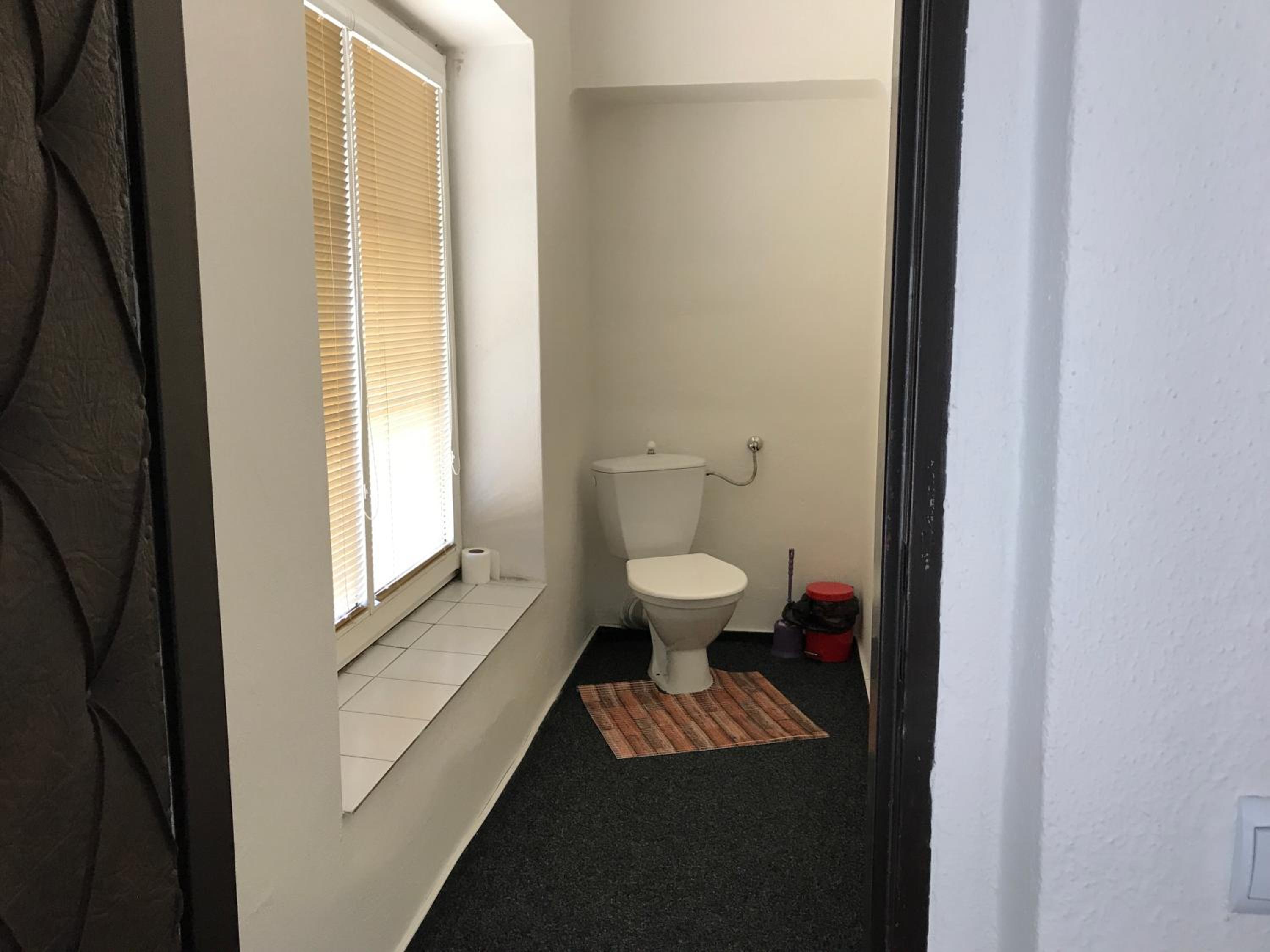Small Double Room - Photo 15