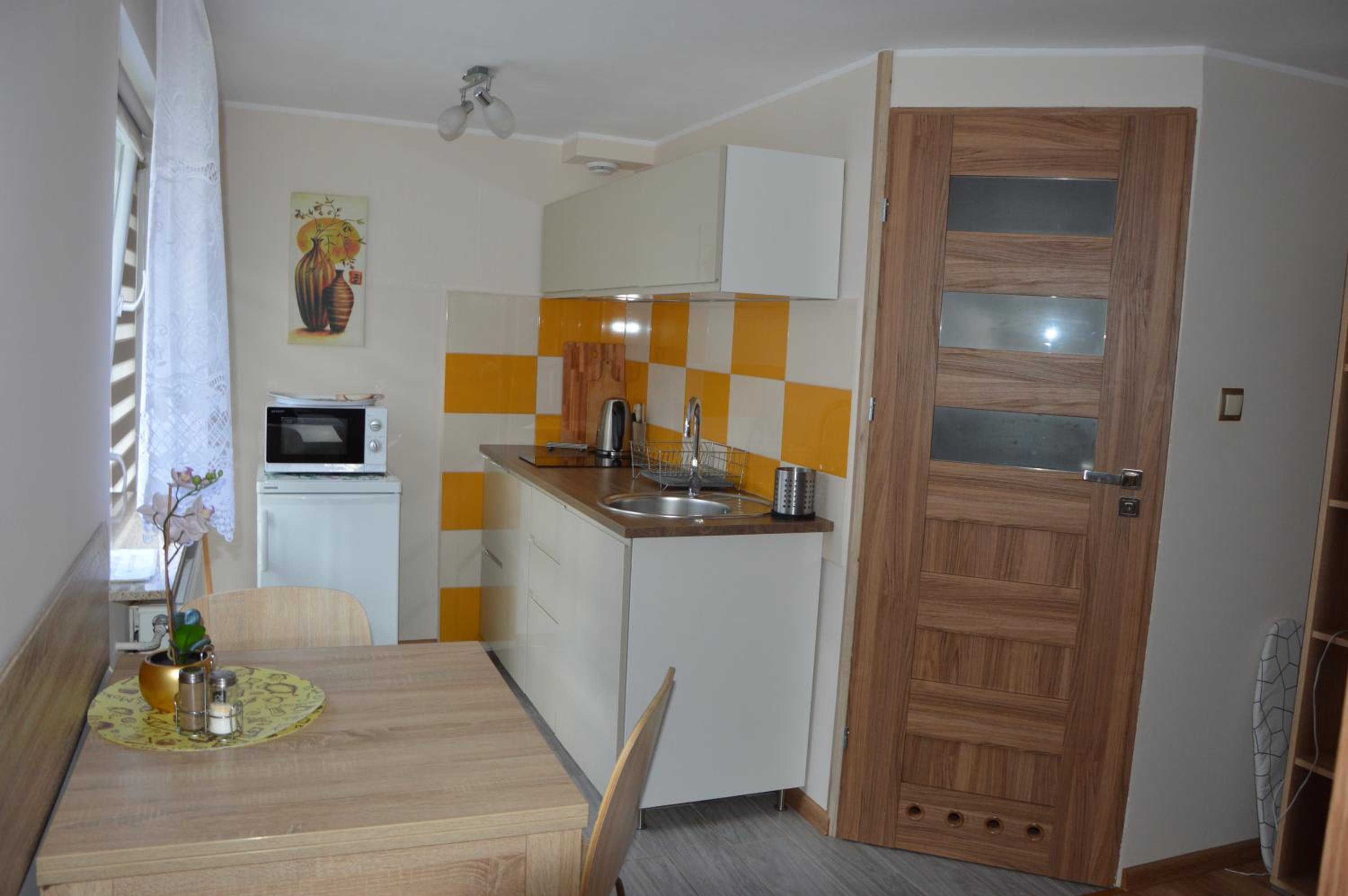 Apartment - Photo 2