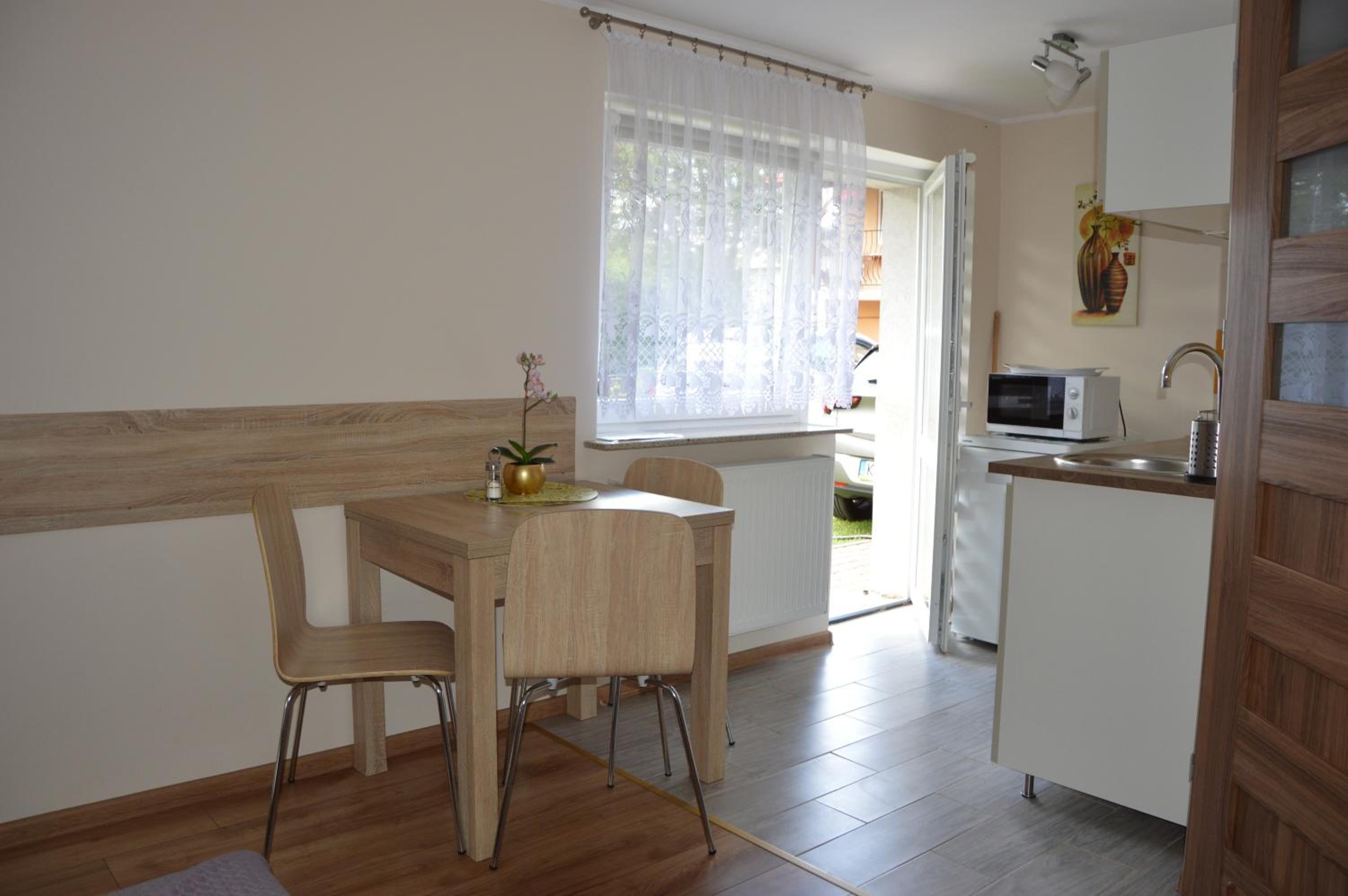 Apartment - Photo 3
