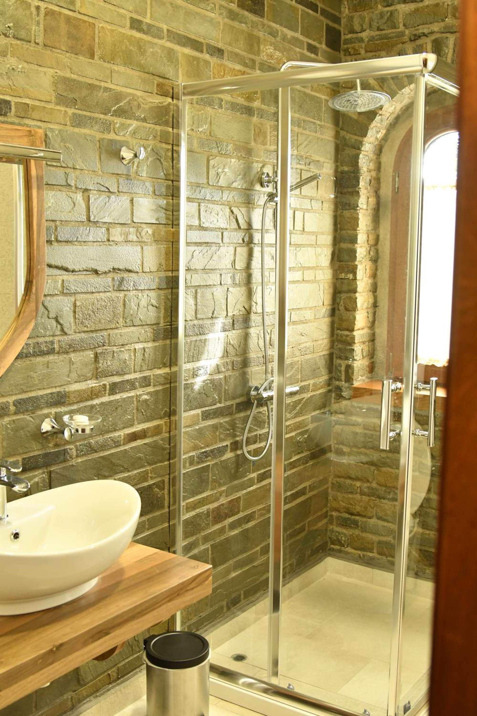 Deluxe Queen Room photo 3