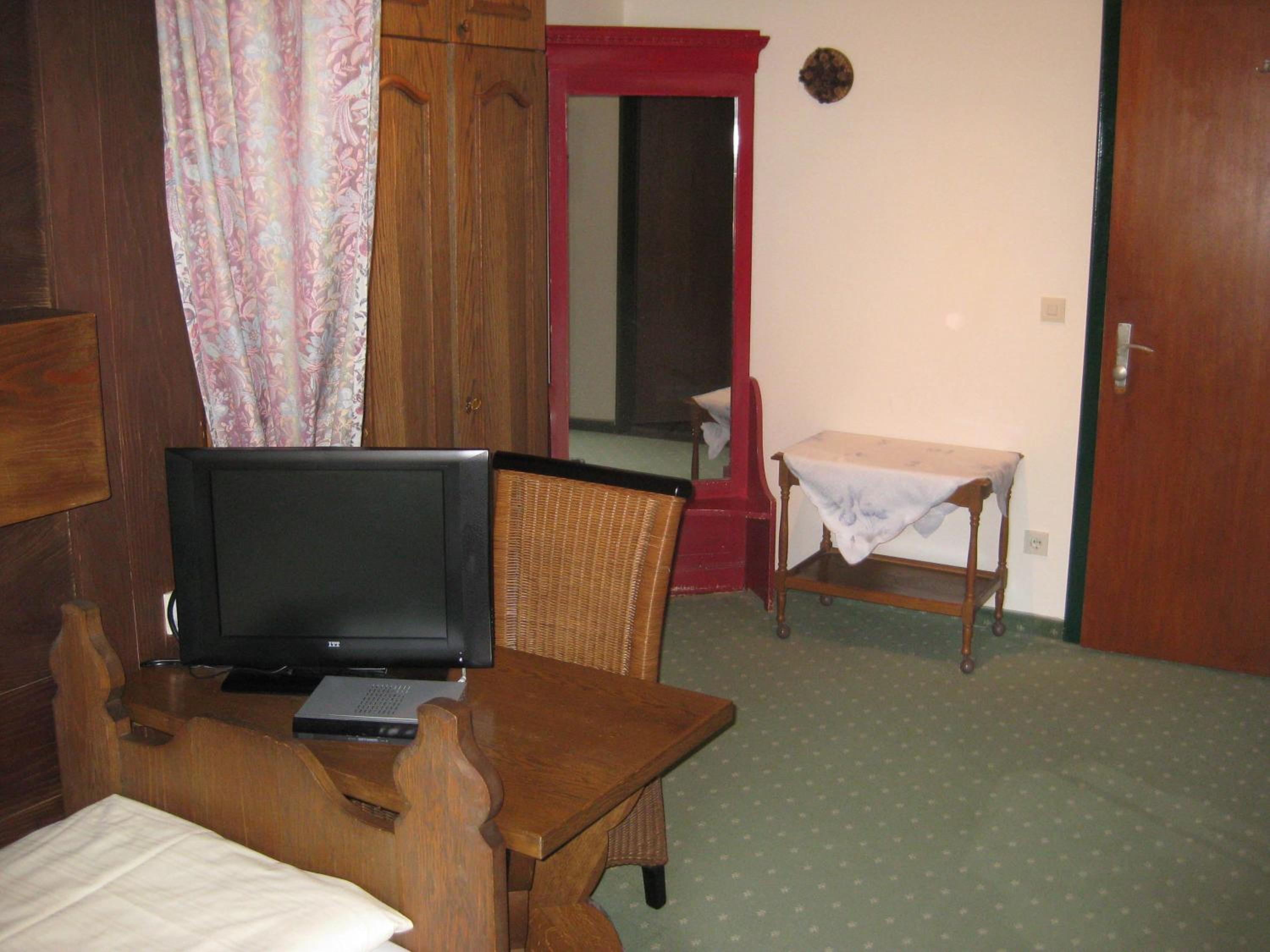 Standard Double Room photo 2