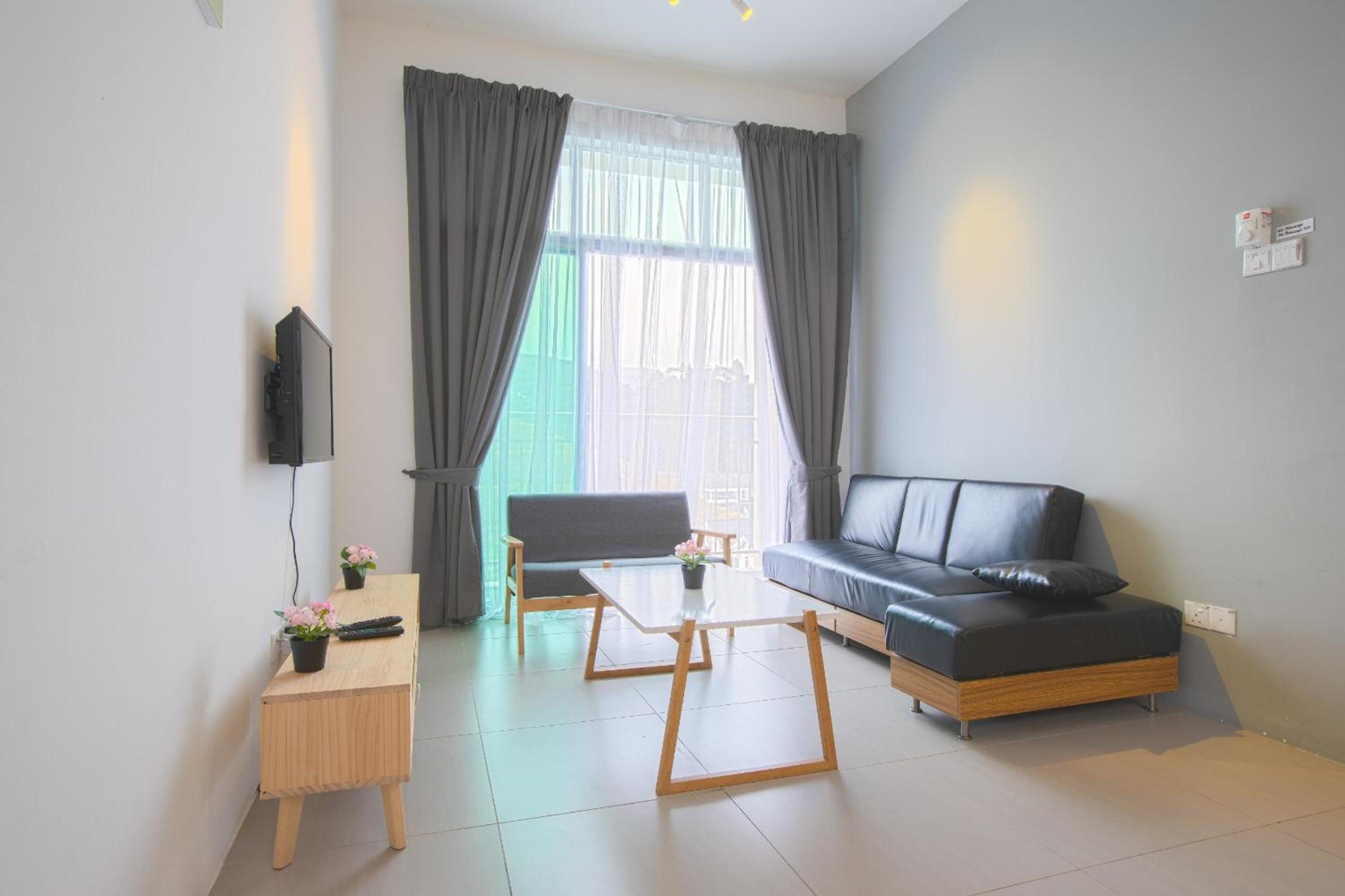 Standard Two-Bedroom Apartment photo 2