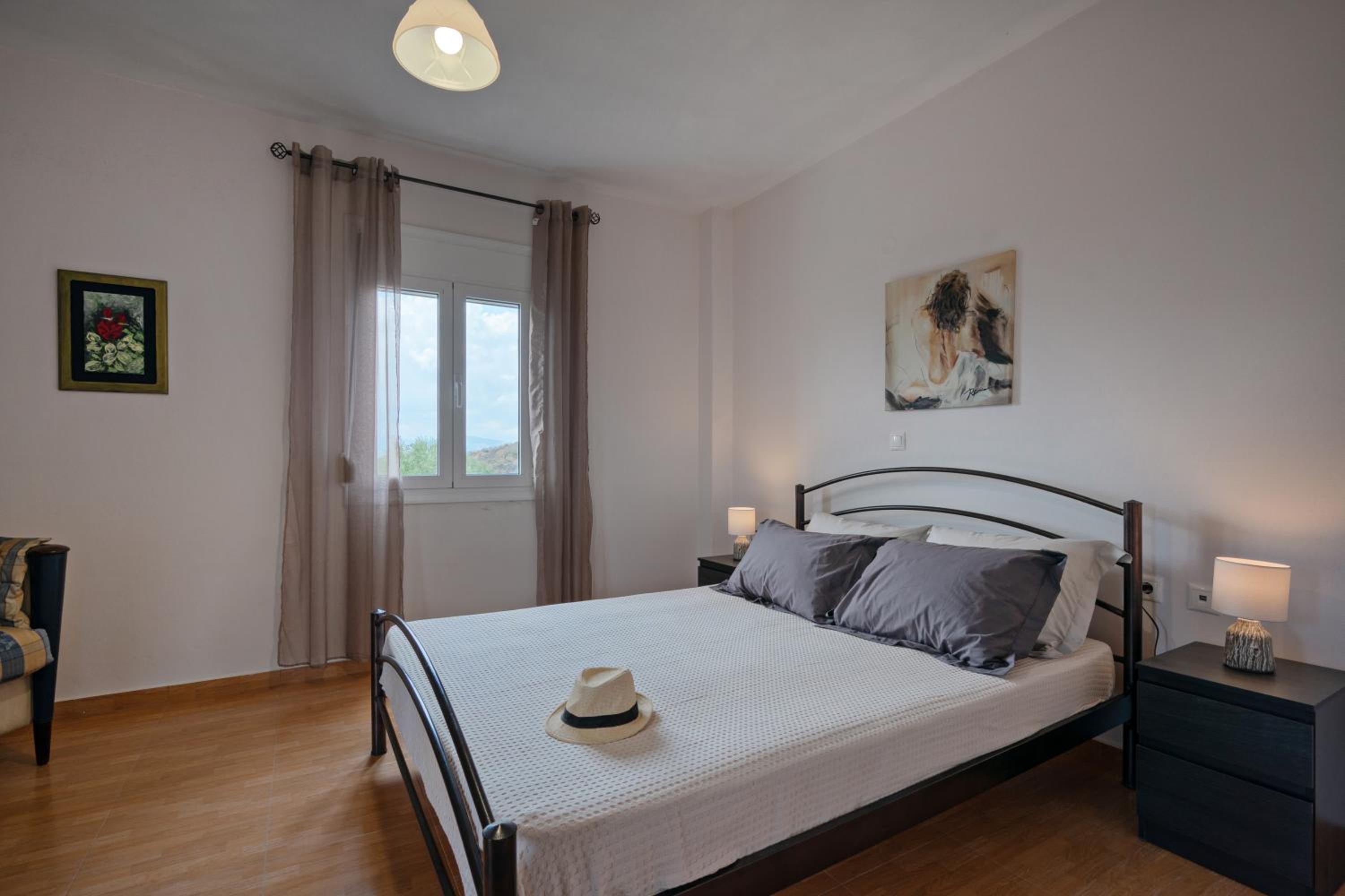 Villa photo 1