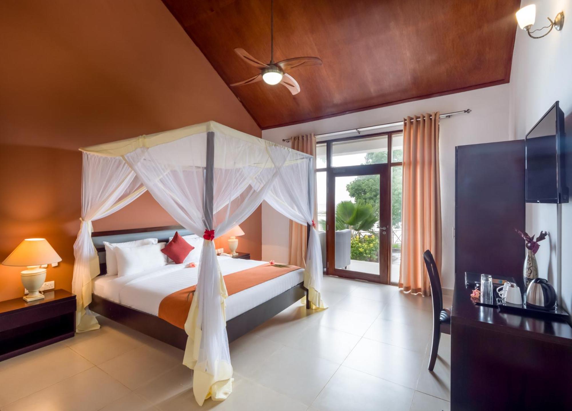 Deluxe Ocean View Room