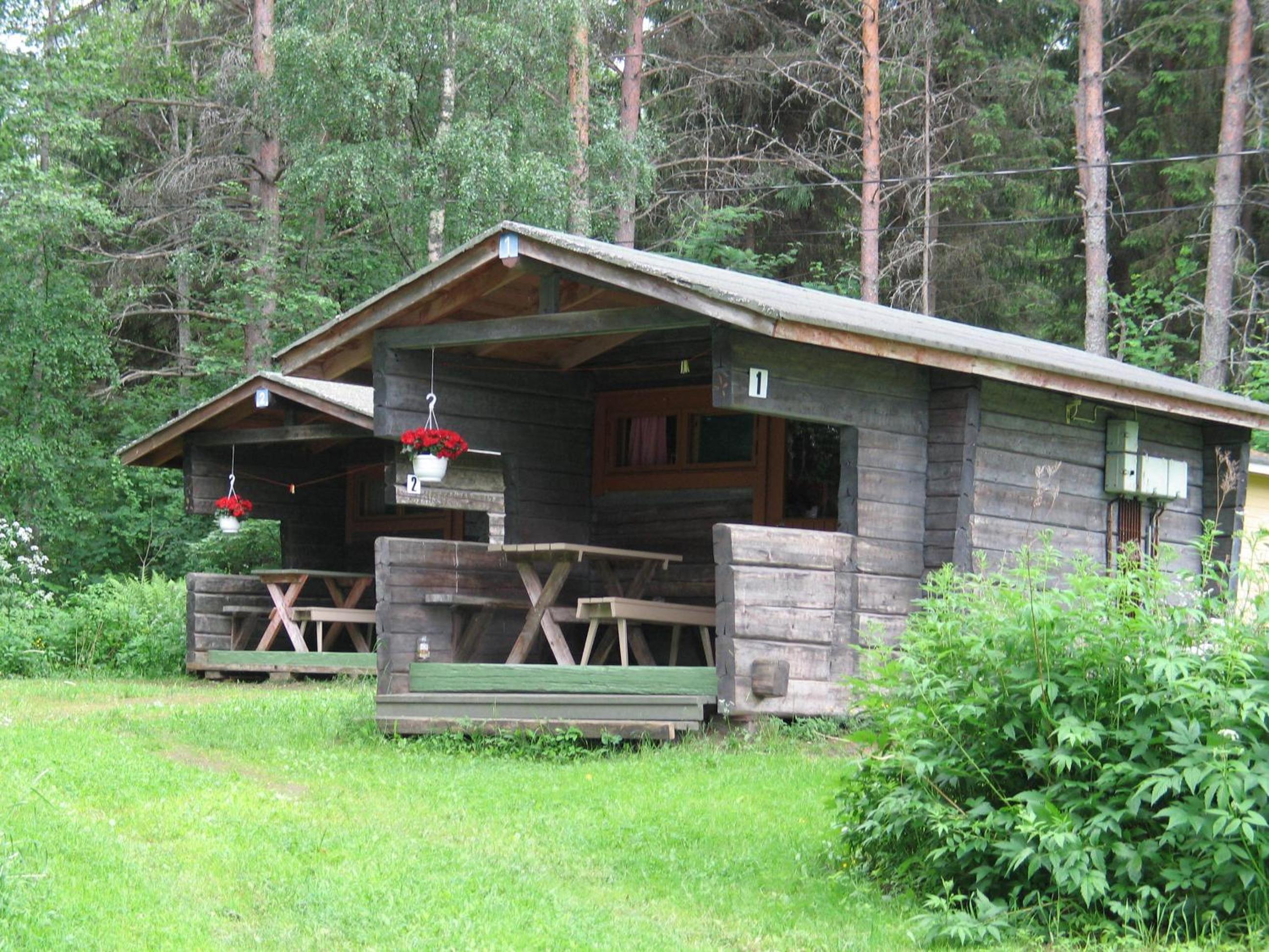 Cottage with Shared Bathroom (2 Adults) photo 3