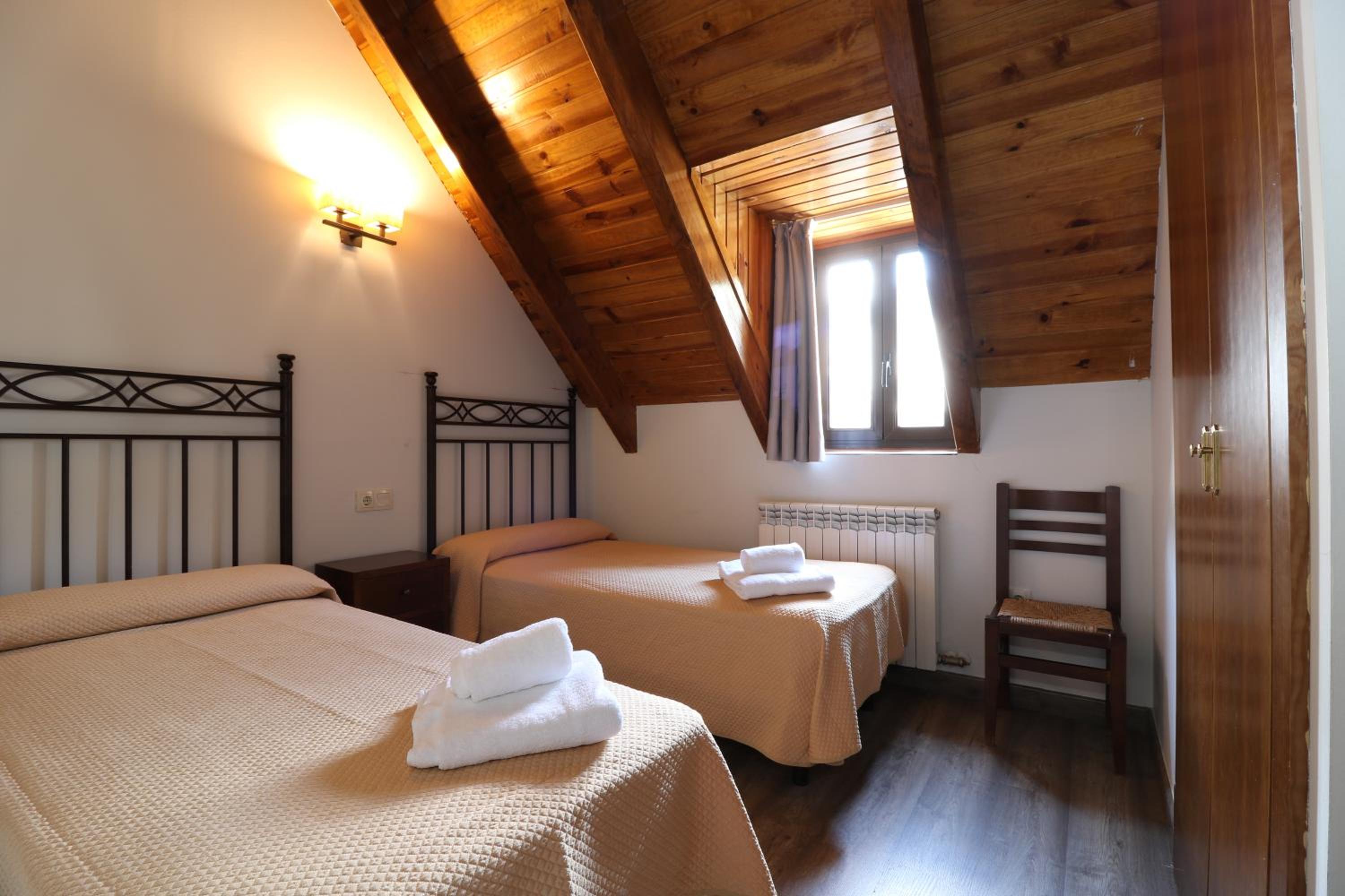 Duplex Apartment (4 Adults + 2 Children)