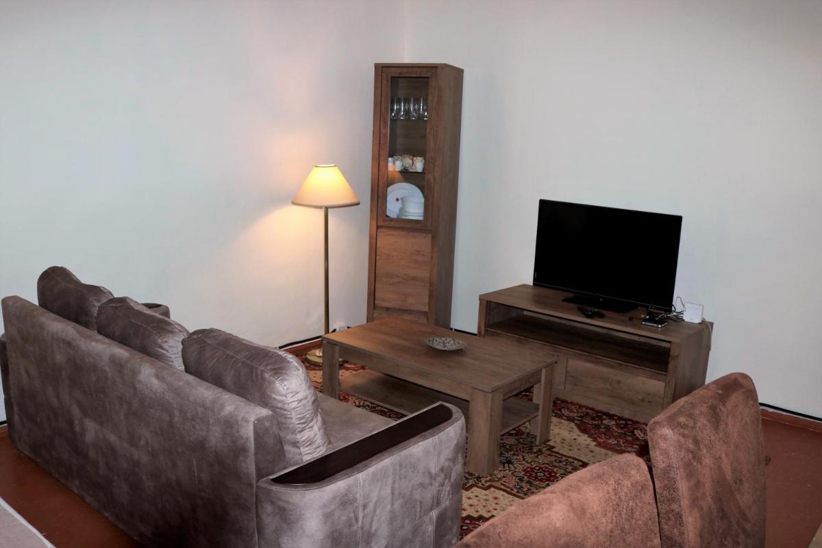 One-Bedroom House photo 2