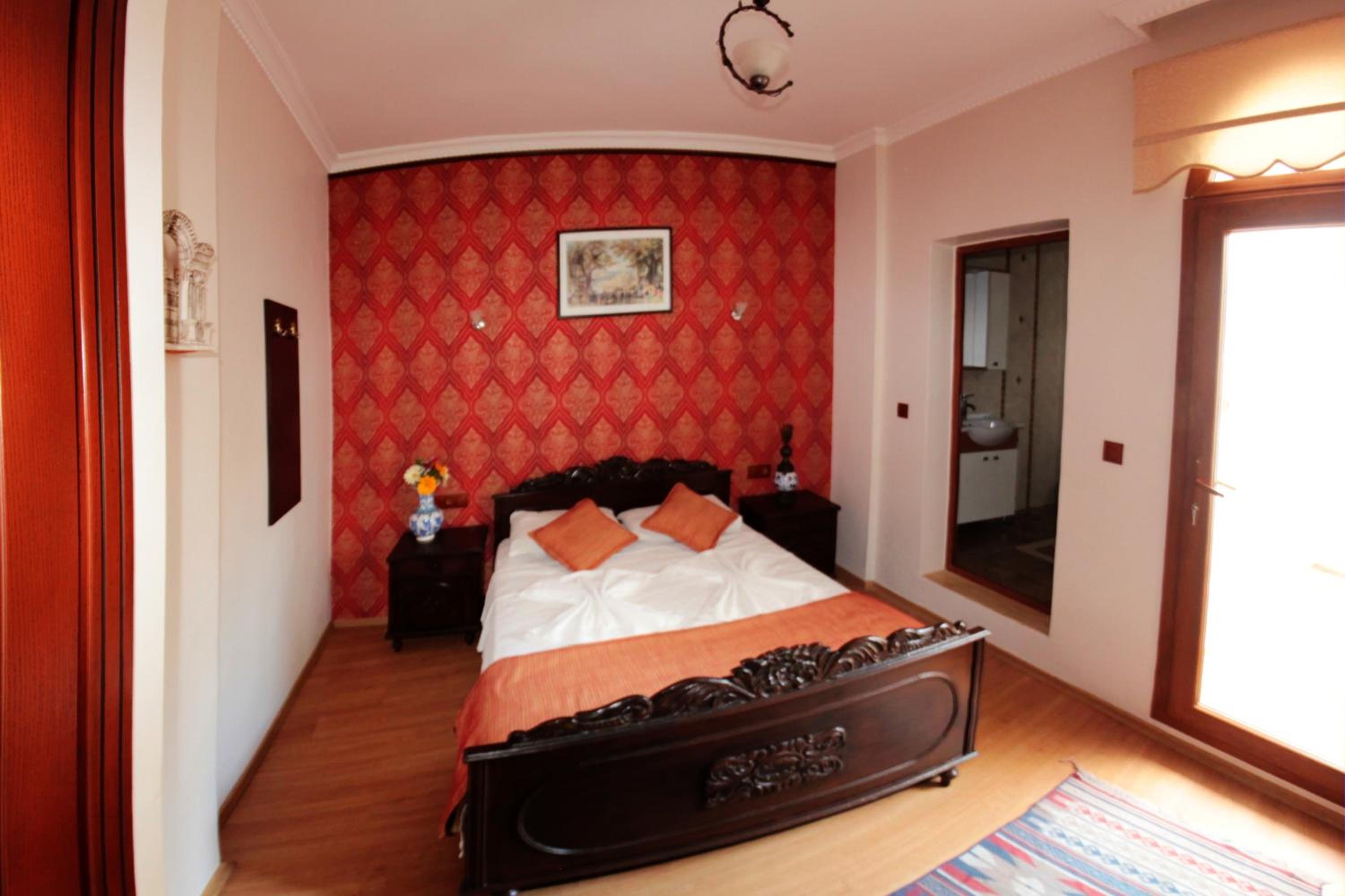 Standard Double Room photo 3