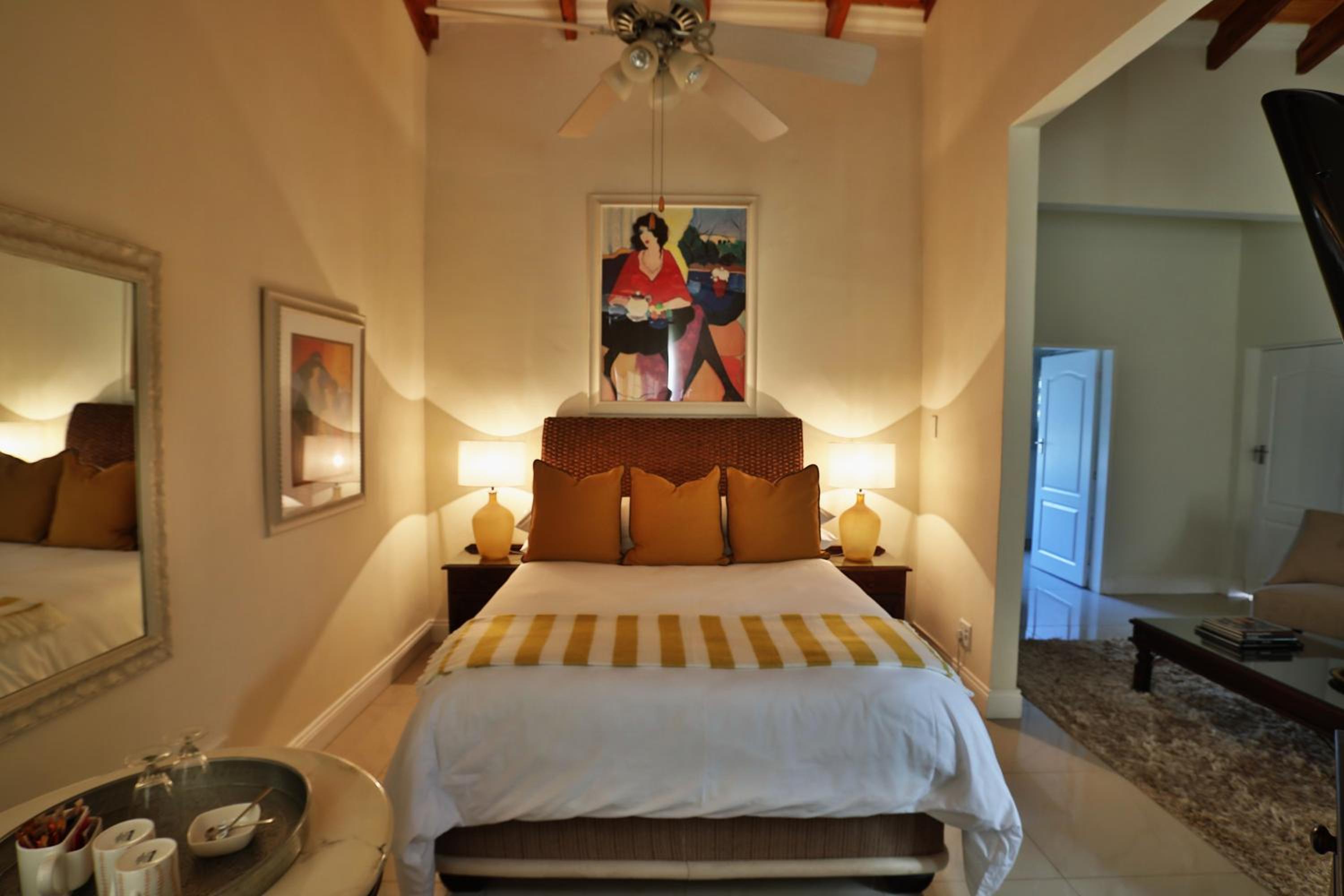 Deluxe Executive Suite