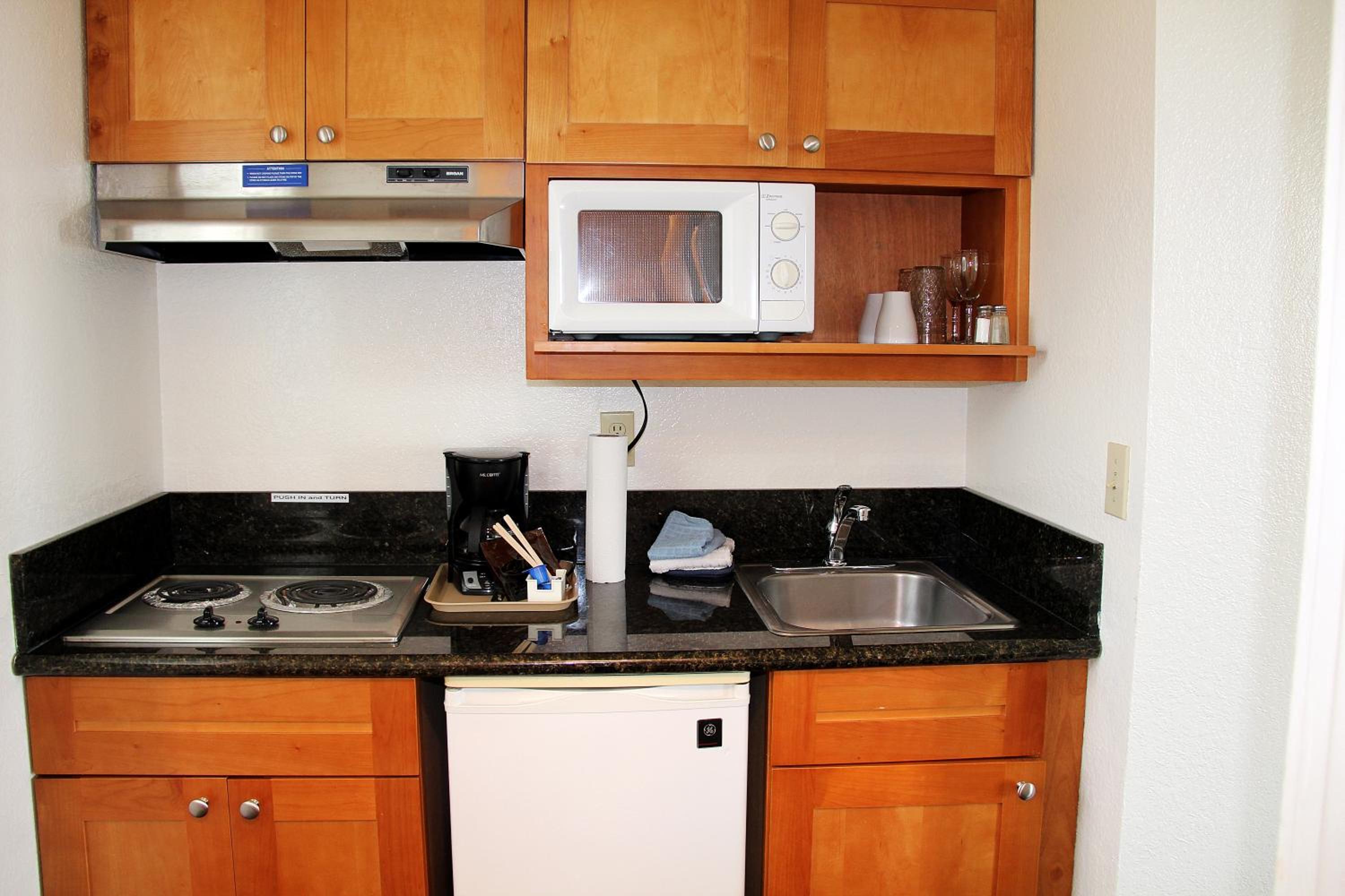 Lower-Level Studio photo 3