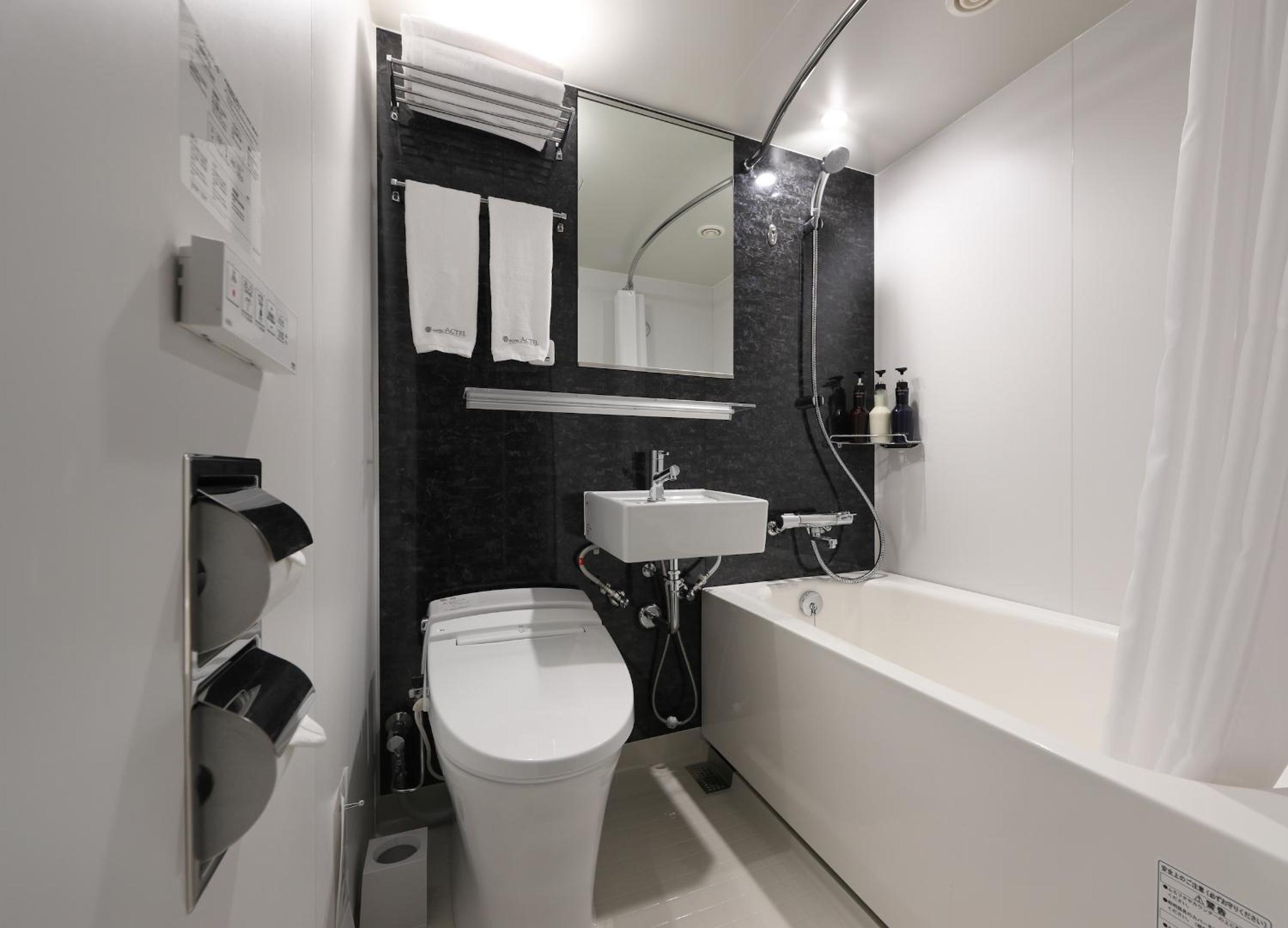 Standard Double Room - Photo 8